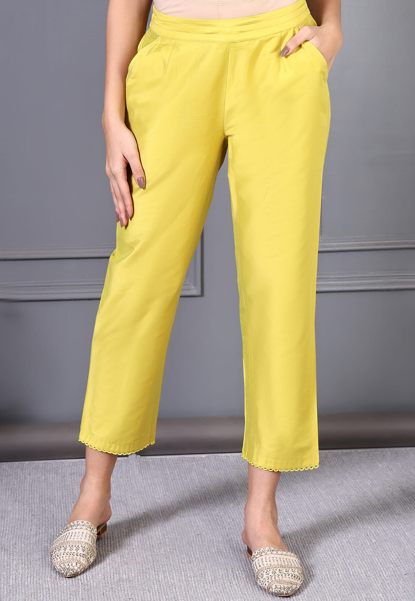 W Solid Straight Pants-picture-21