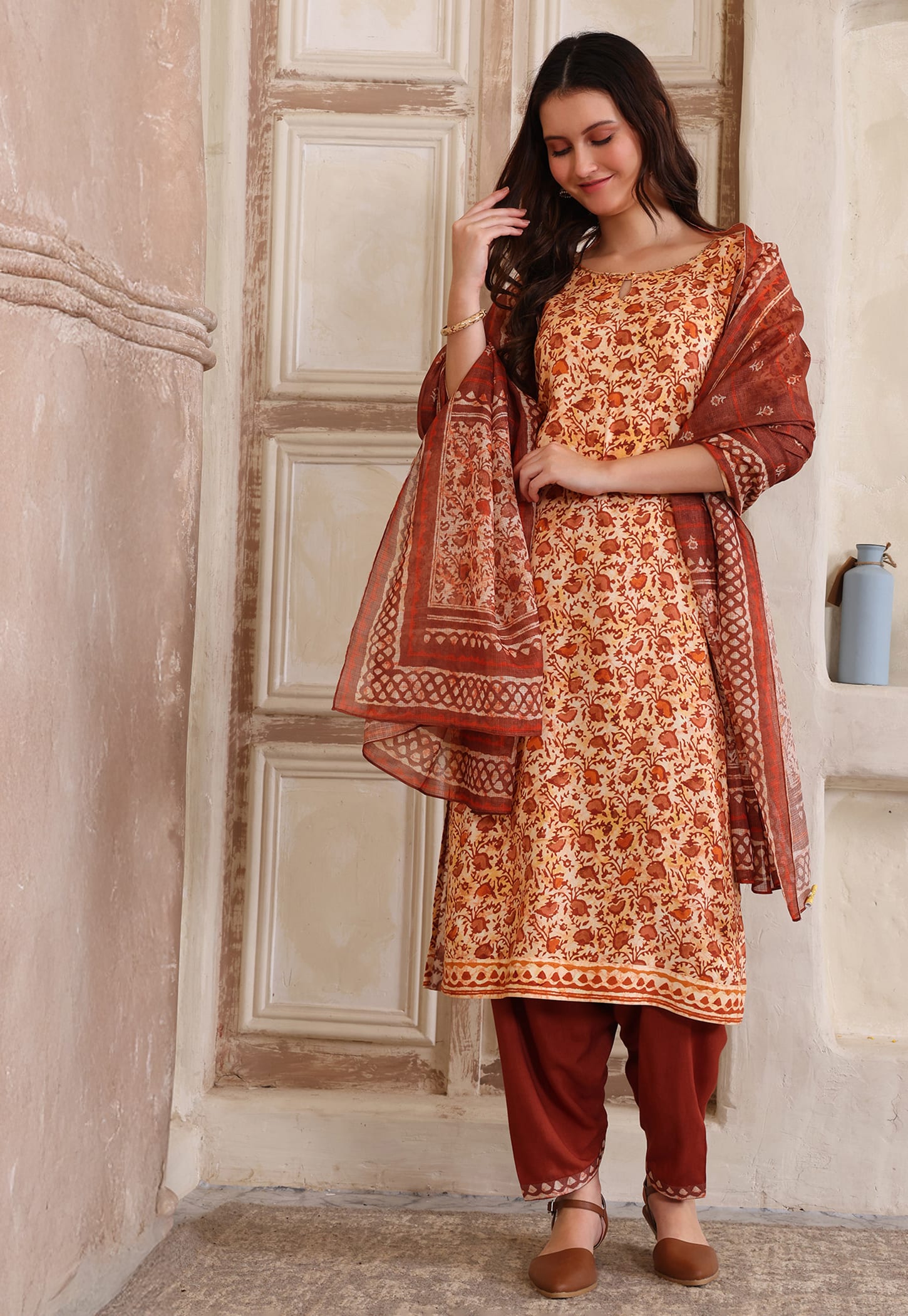 AURELIA Floral Print Straight Kurta Set-picture-23