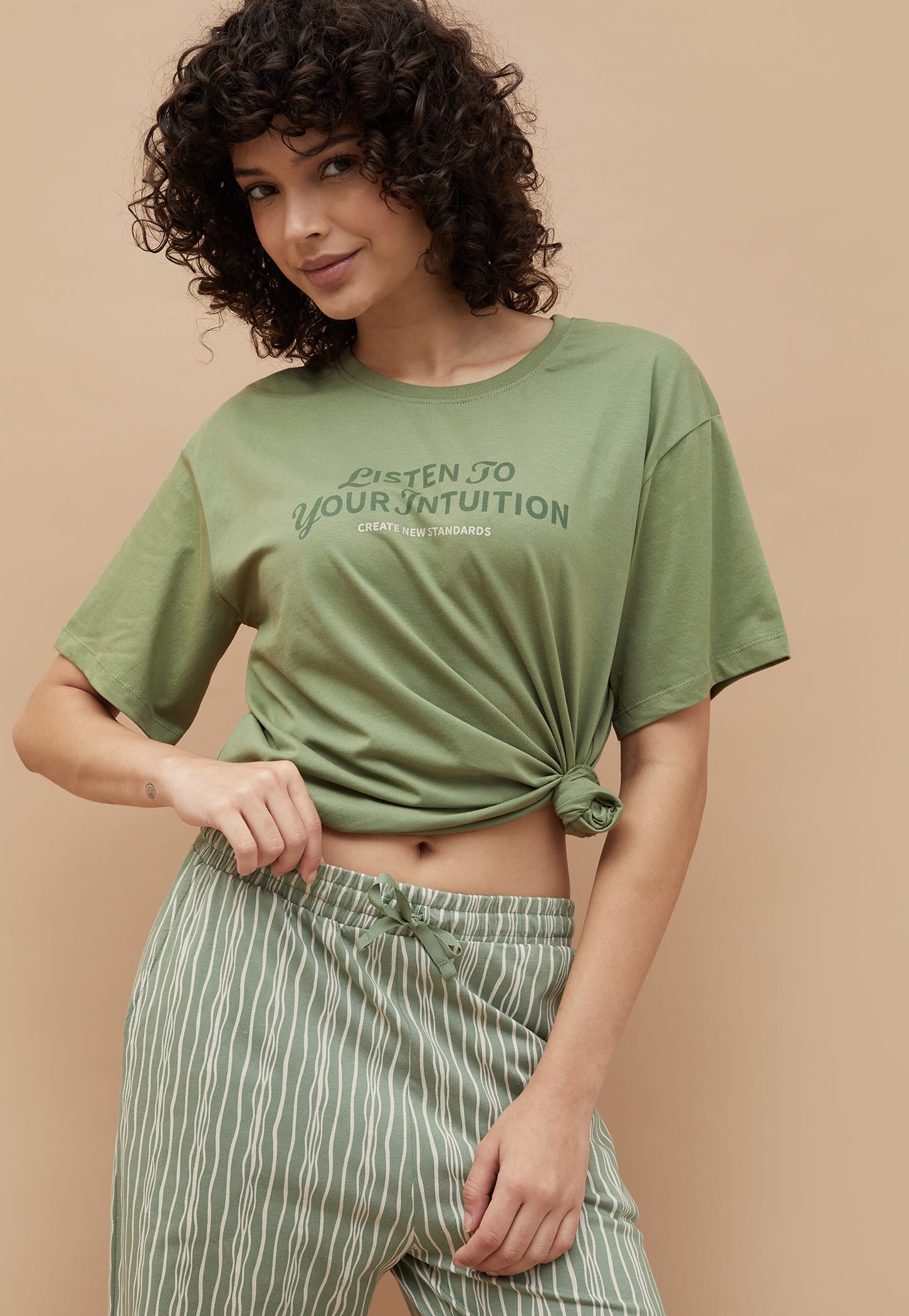 GINGER Back Print Lounge T-shirt-picture-24