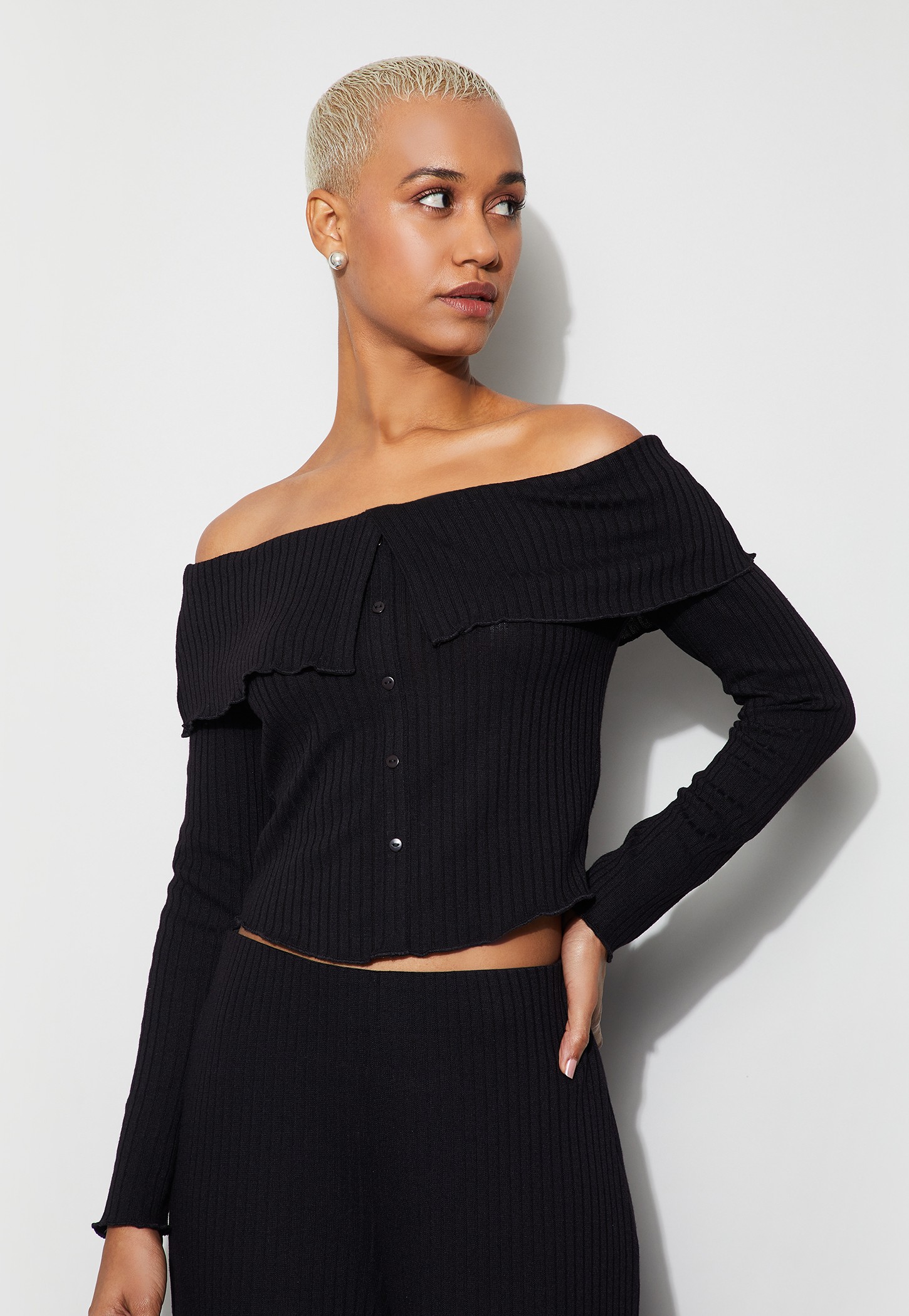GINGER Ribbed Off-Shoulder Top-picture-42