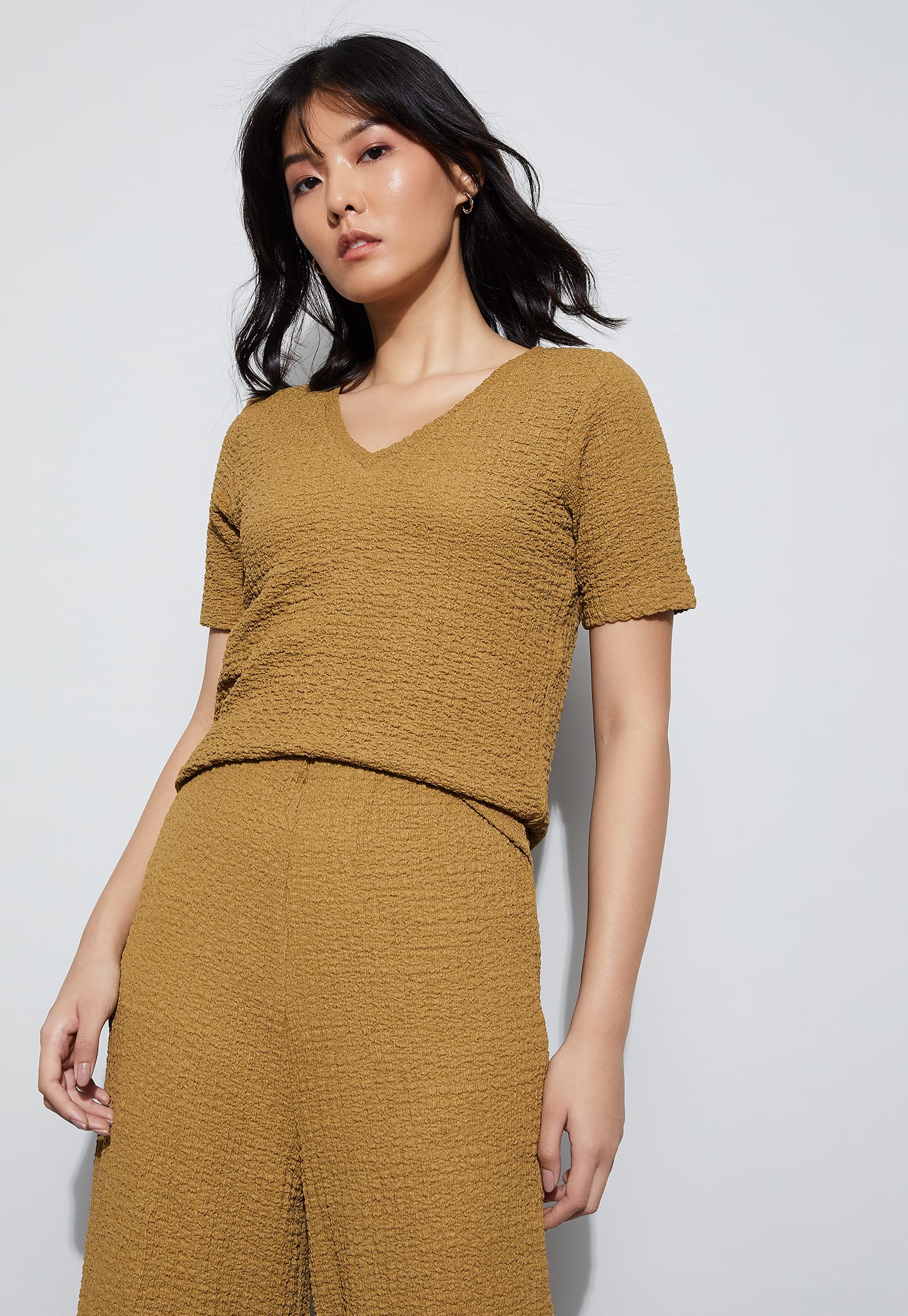 CODE Textured V-neck Top-picture-43