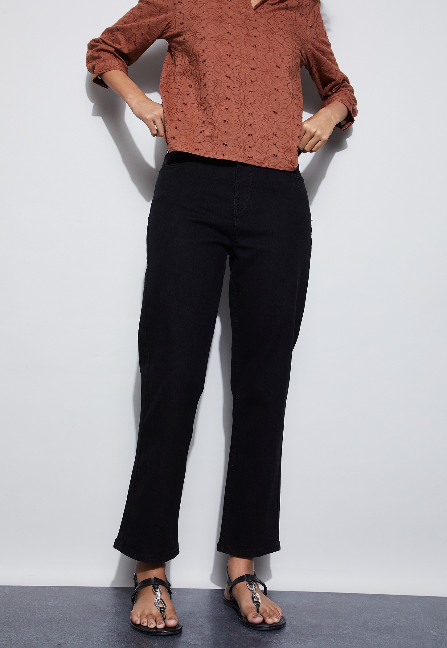 FAME FOREVER Solid High Waist Jeans-image-8