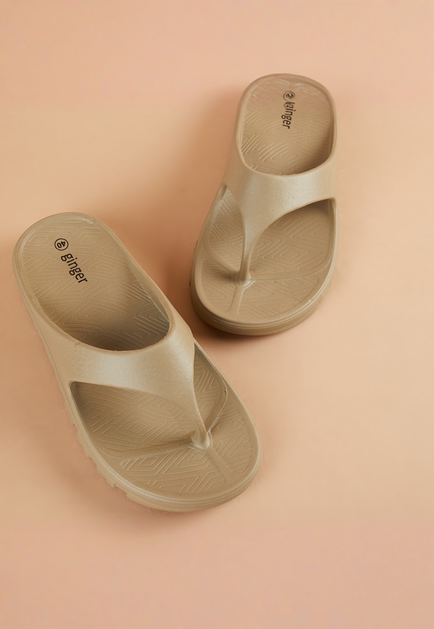 GINGER Solid Flatform Slippers-picture-36