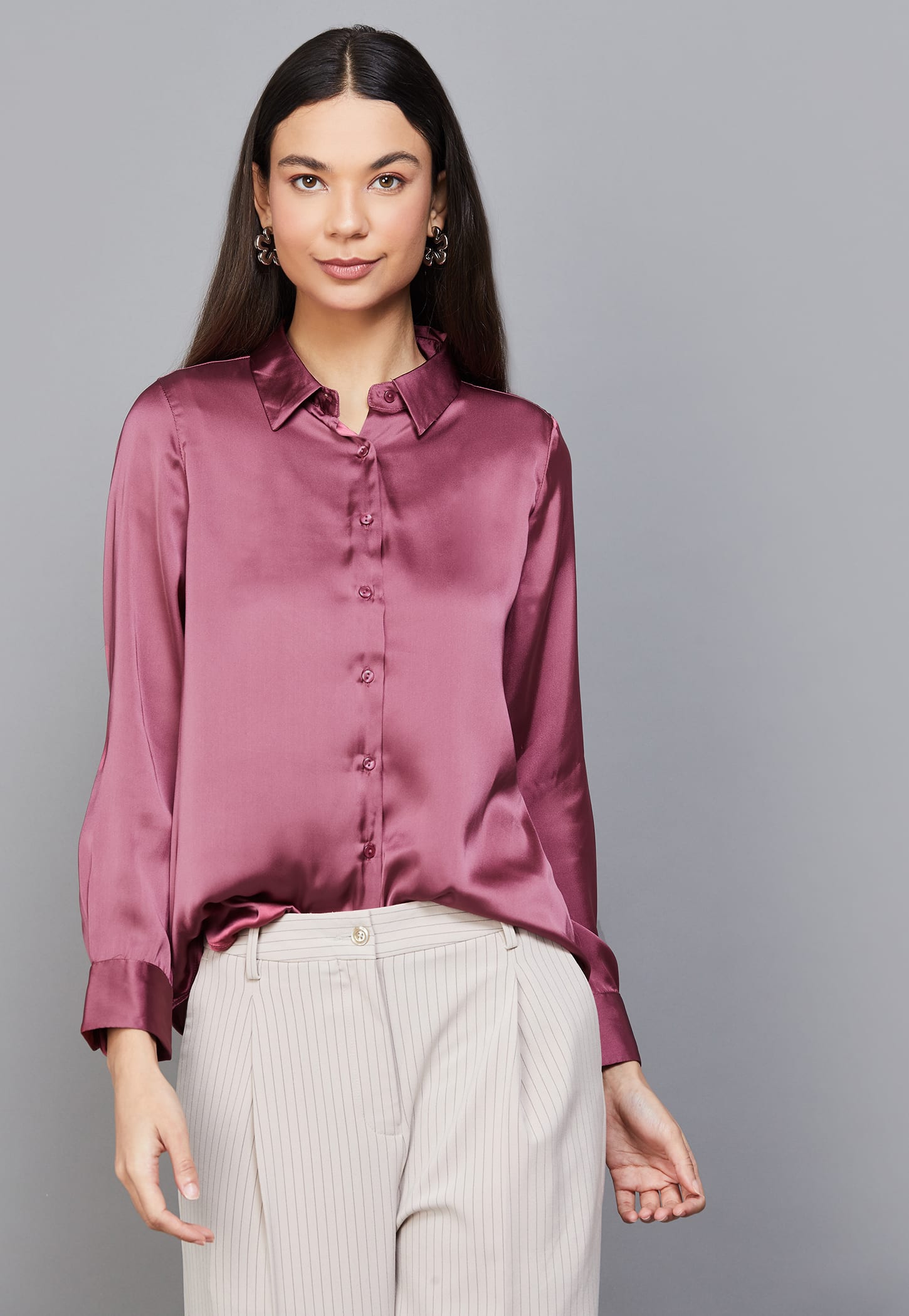 VAN HEUSEN Solid Regular Fit Shirt-picture-13