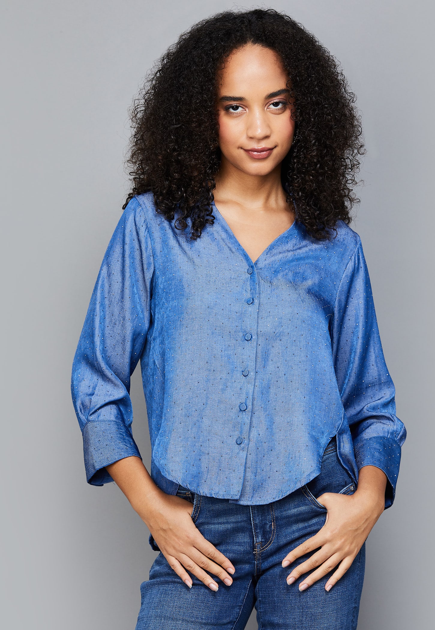 LATIN QUARTERS Embellished Collared Top-picture-22