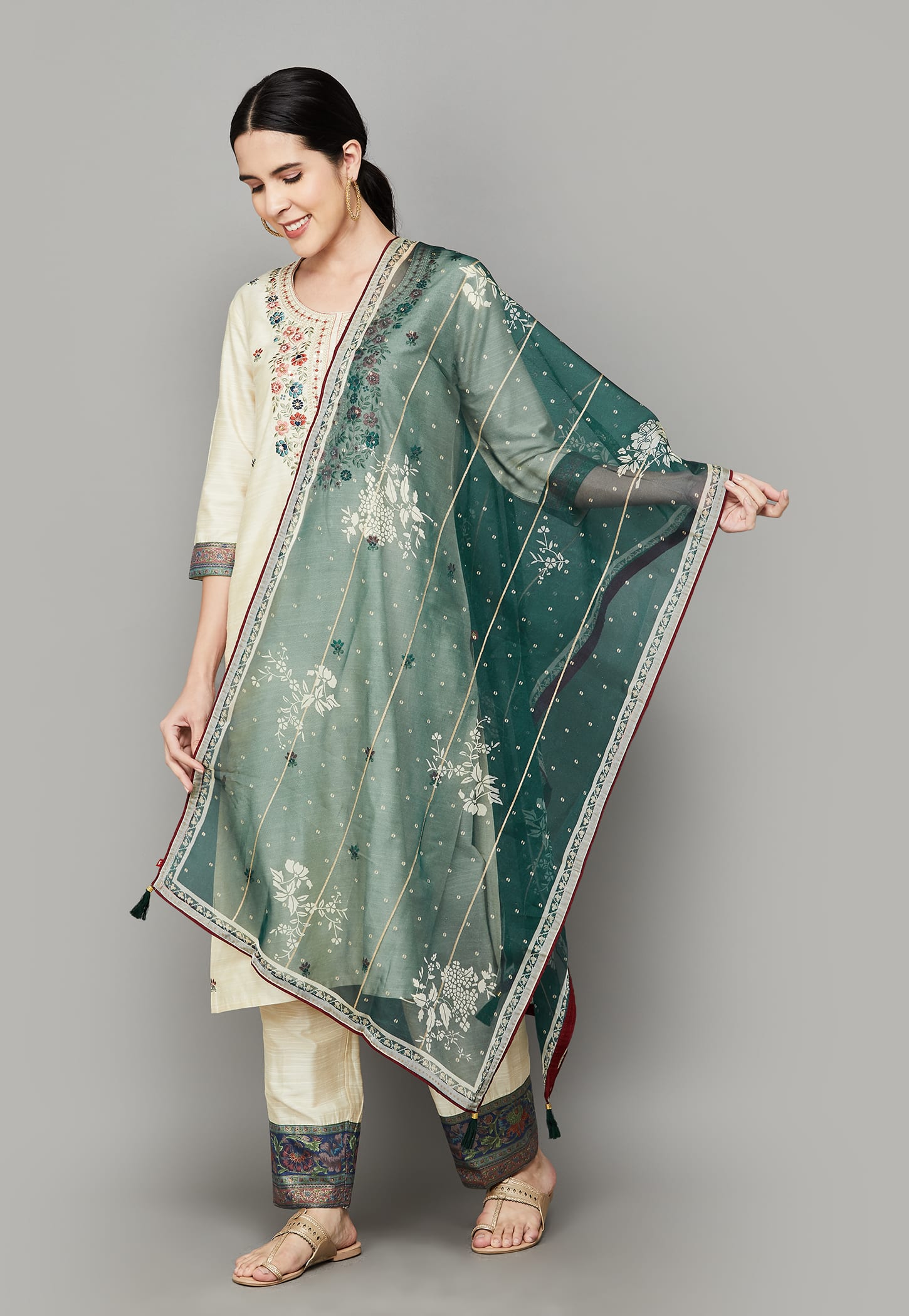 SPAN Floral Print Dupatta-picture-28