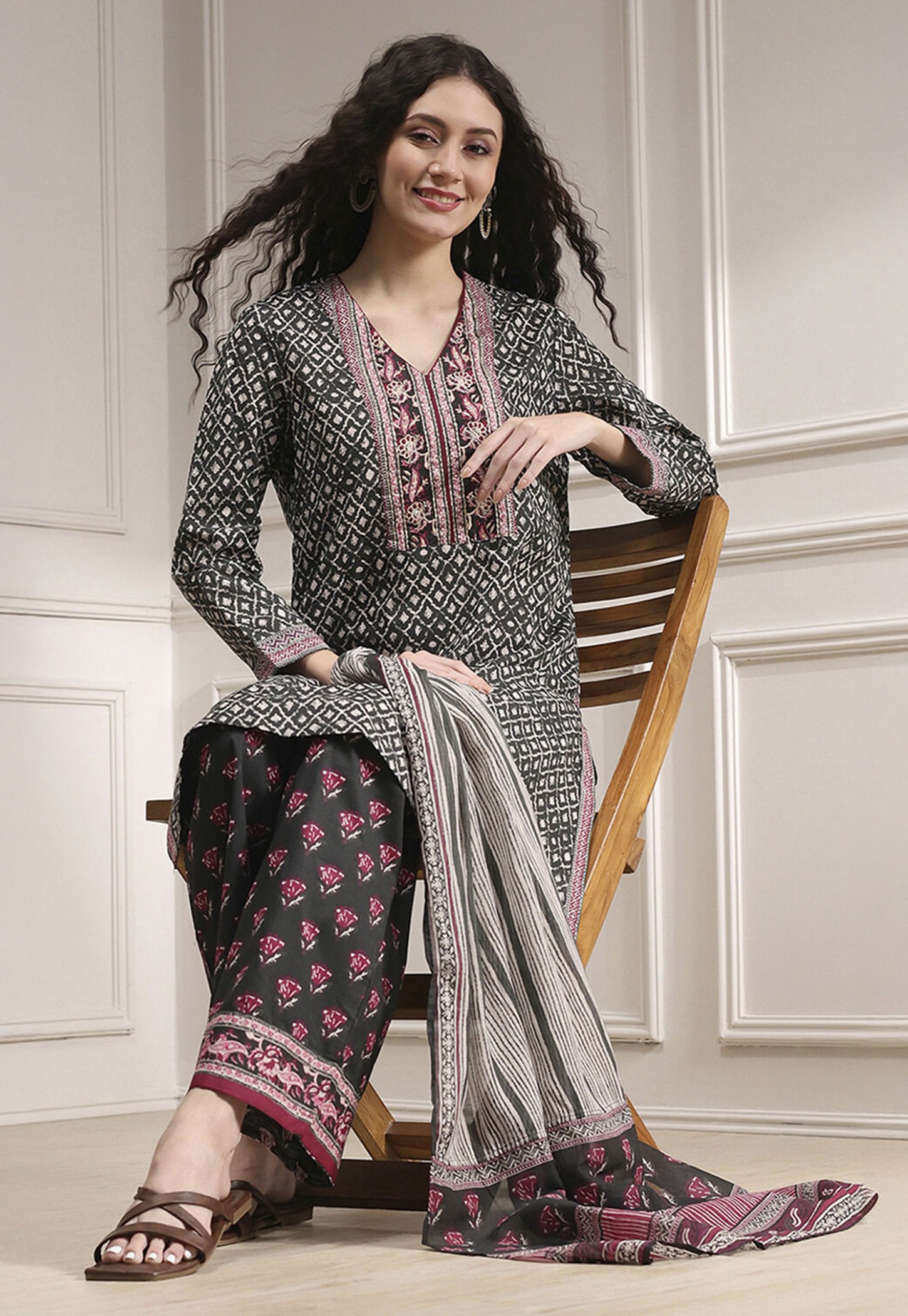 BIBA Geometric Print Straight Kurta Set-picture-21