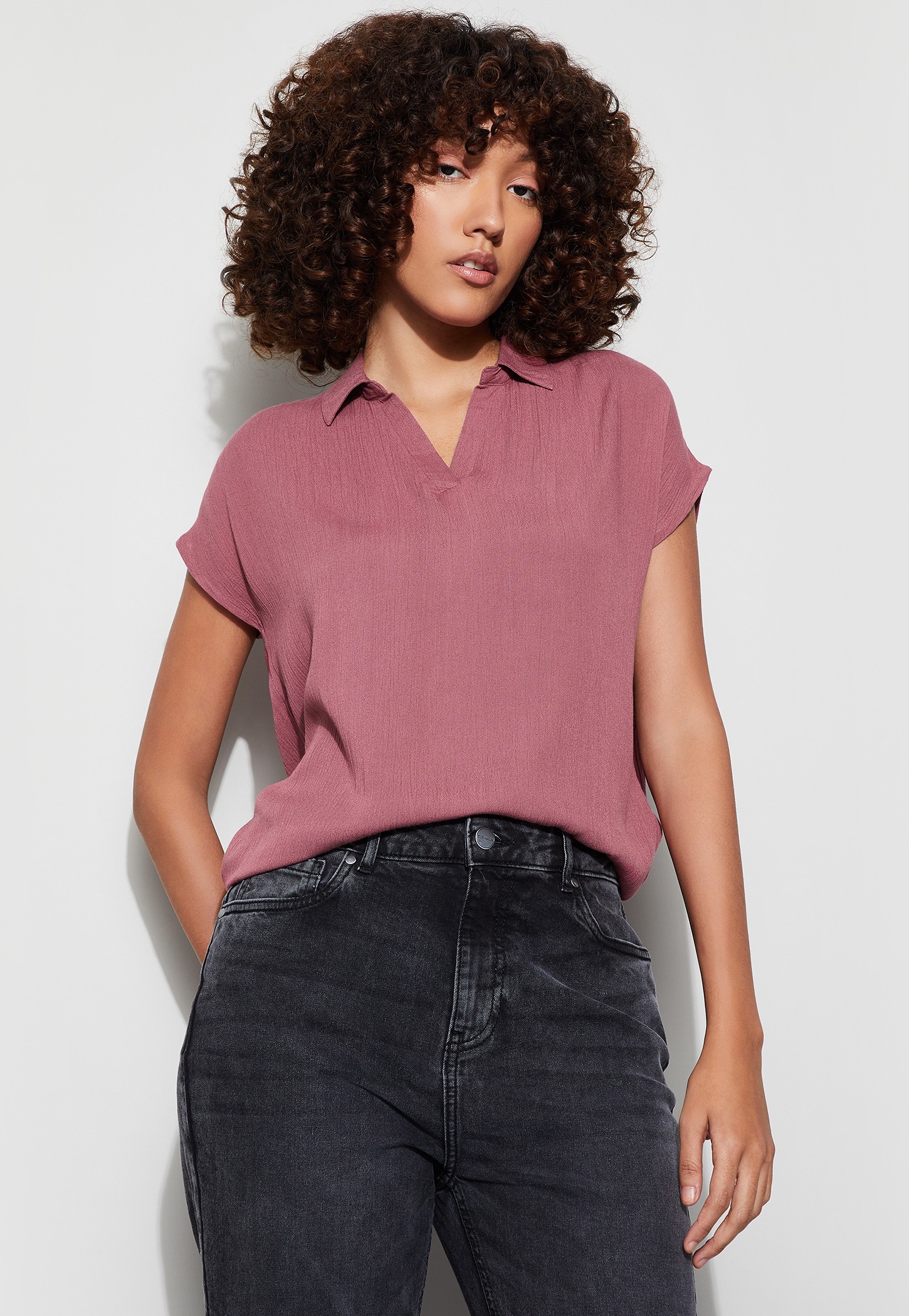 FAME FOREVER Textured Collared Top-picture-39