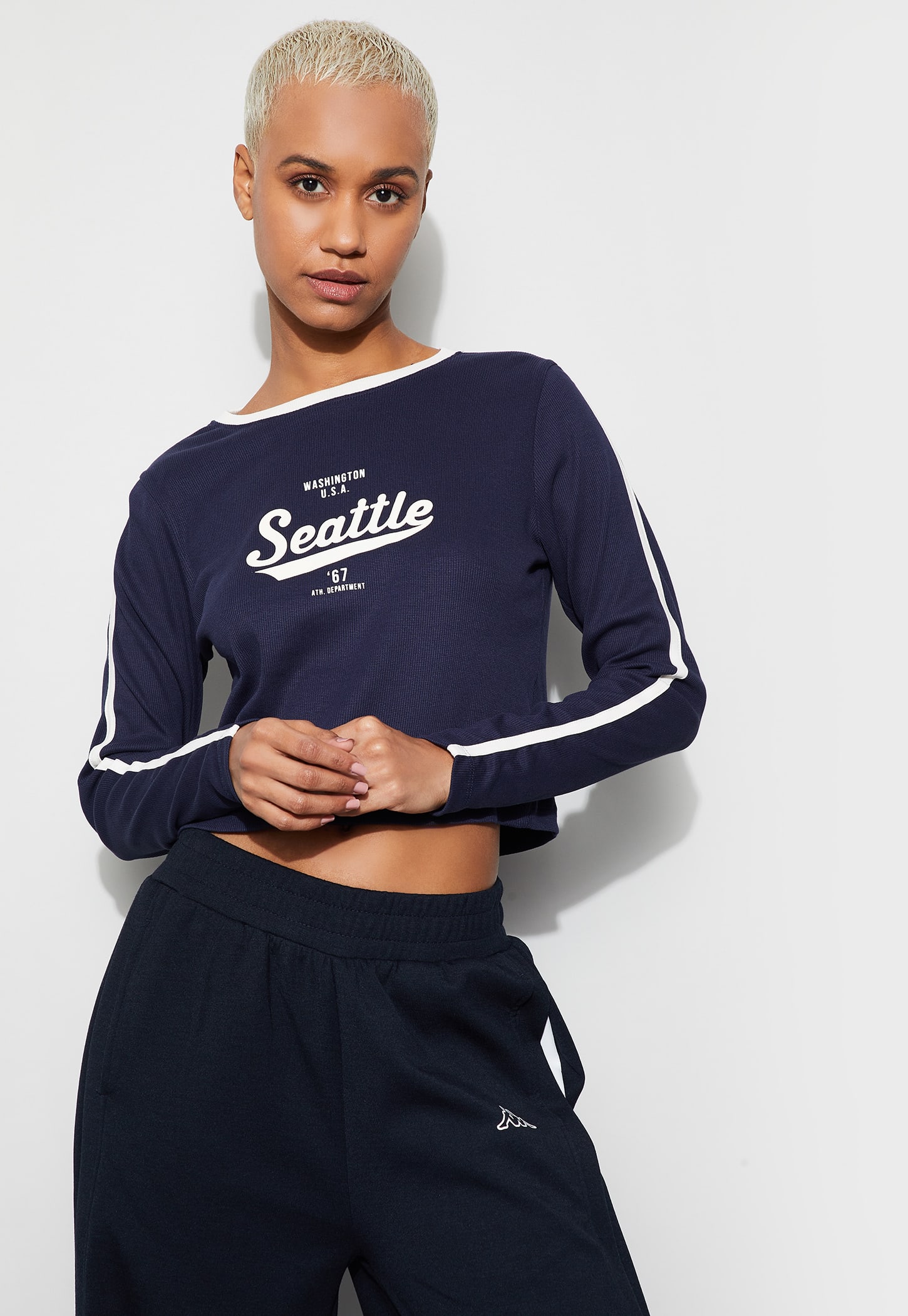 KAPPA Contrast Taping Crop T-shirt-image-17