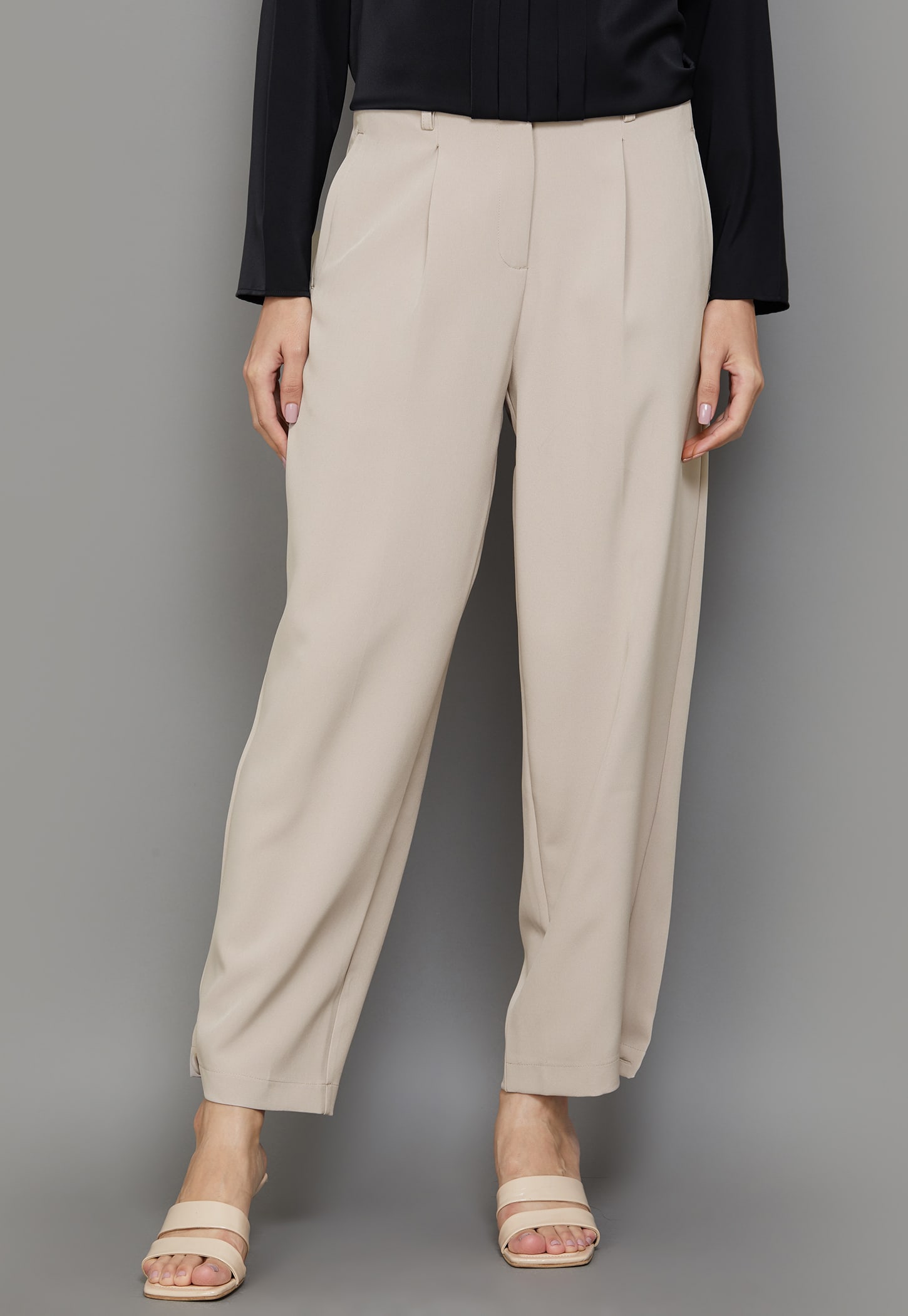 VAN HEUSEN Solid Trousers-picture-18