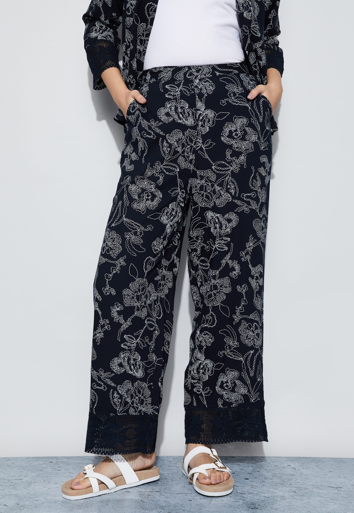 FAME FOREVER Floral Print Wide Leg Trousers-picture-26