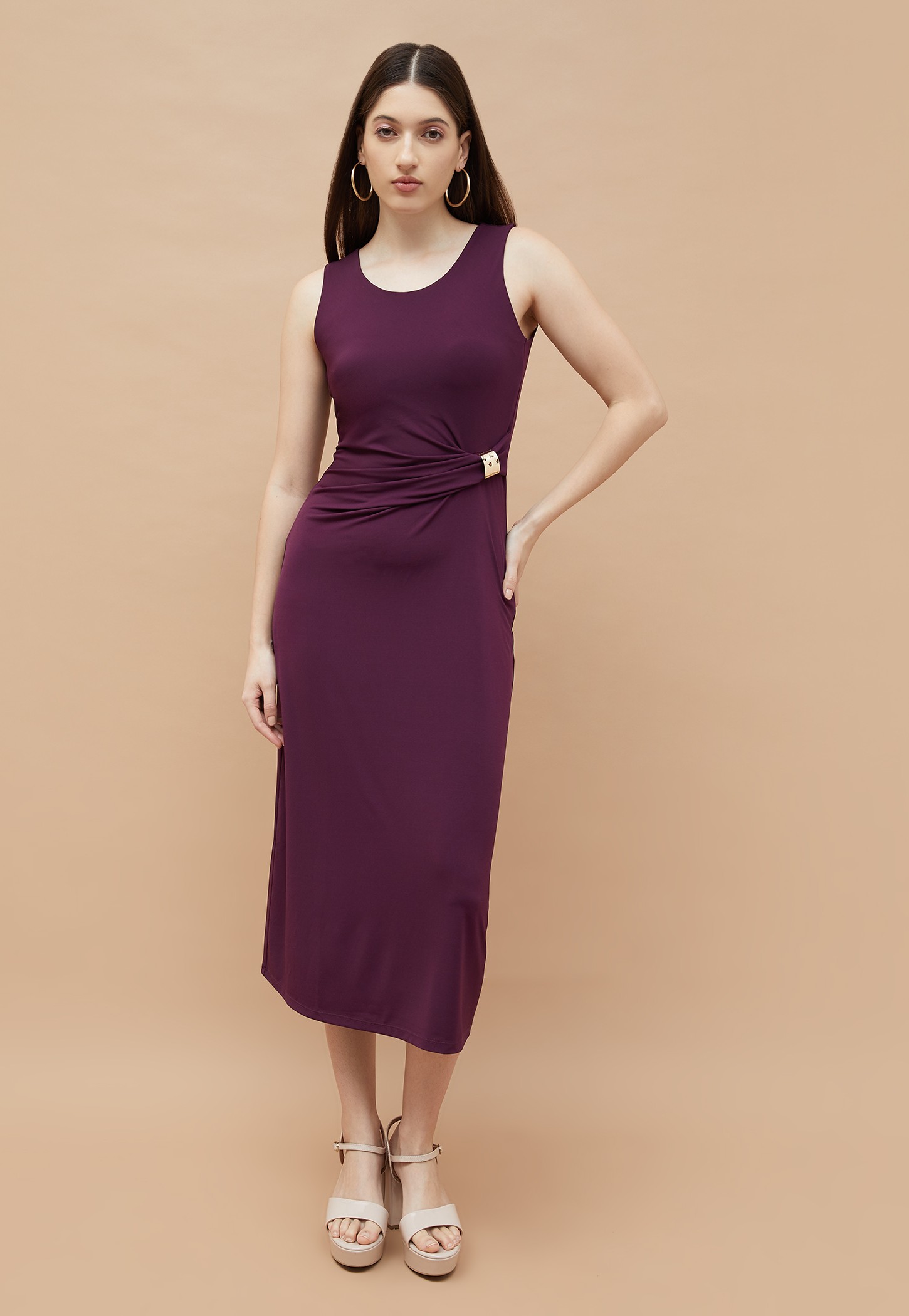 CODE Solid Bodycon Dress-picture-10