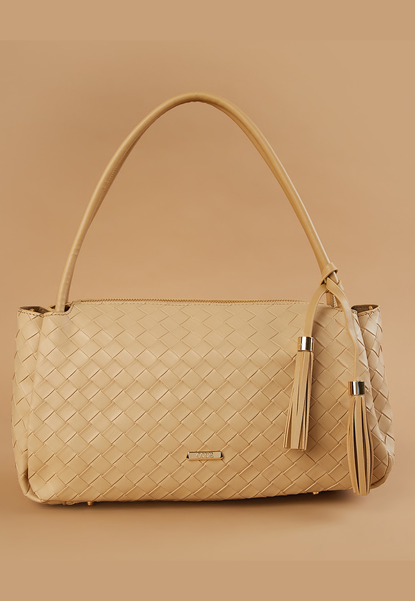 CODE Textured Shoulder Bag-picture-37