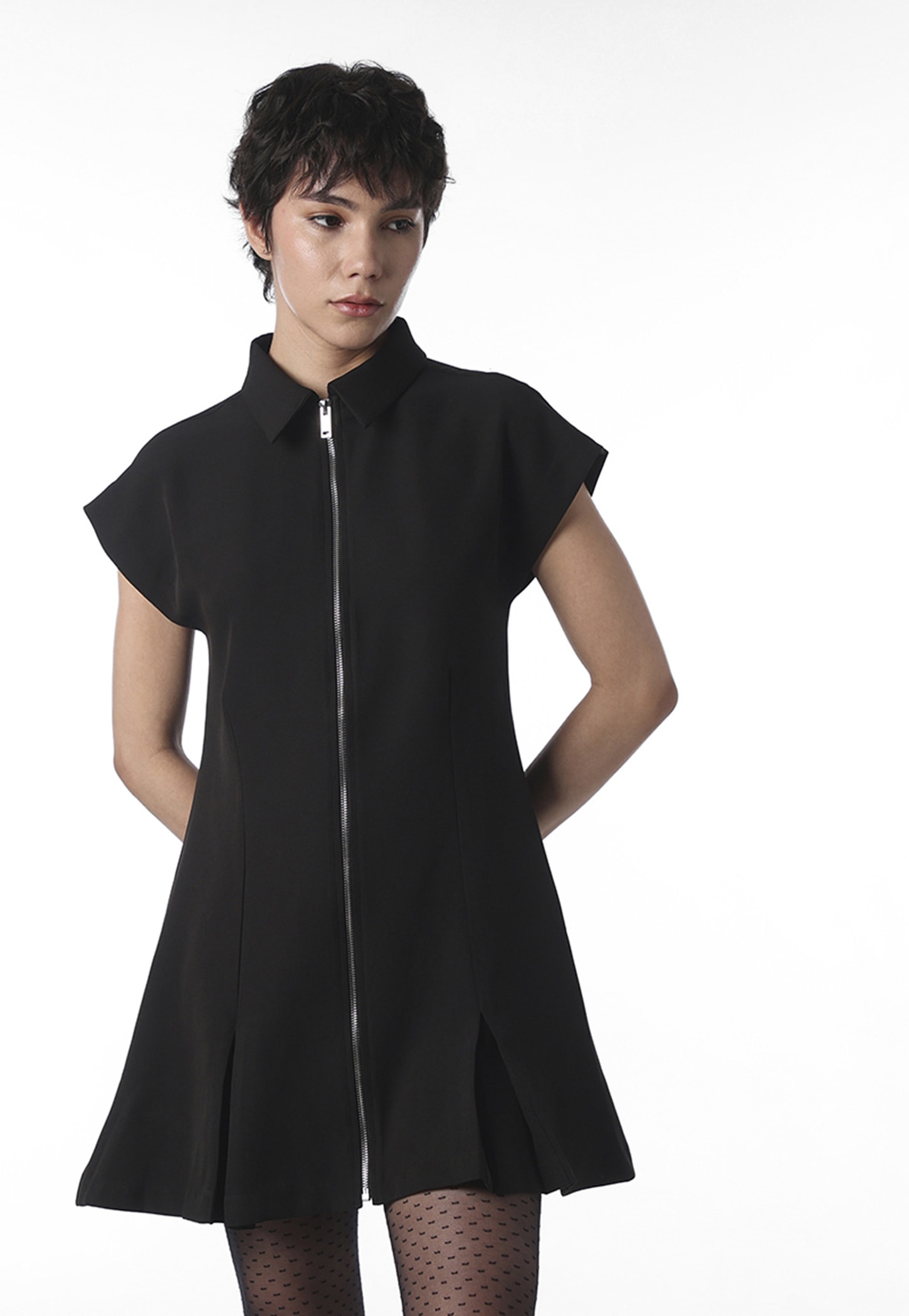 ONLY Solid Zipped A-Line Dress-picture-22