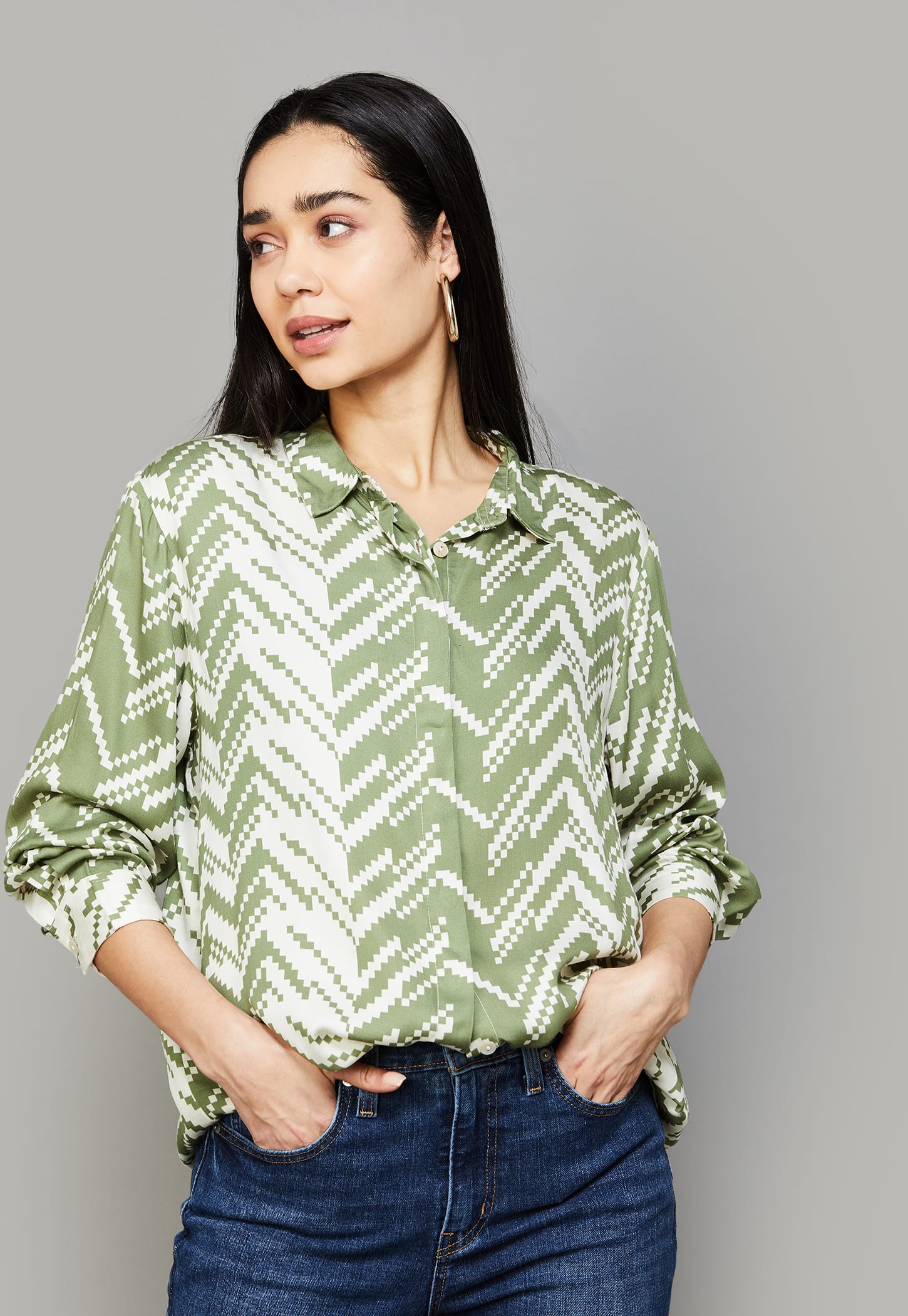 AND Printed Concealed Placket Shirt-picture-48