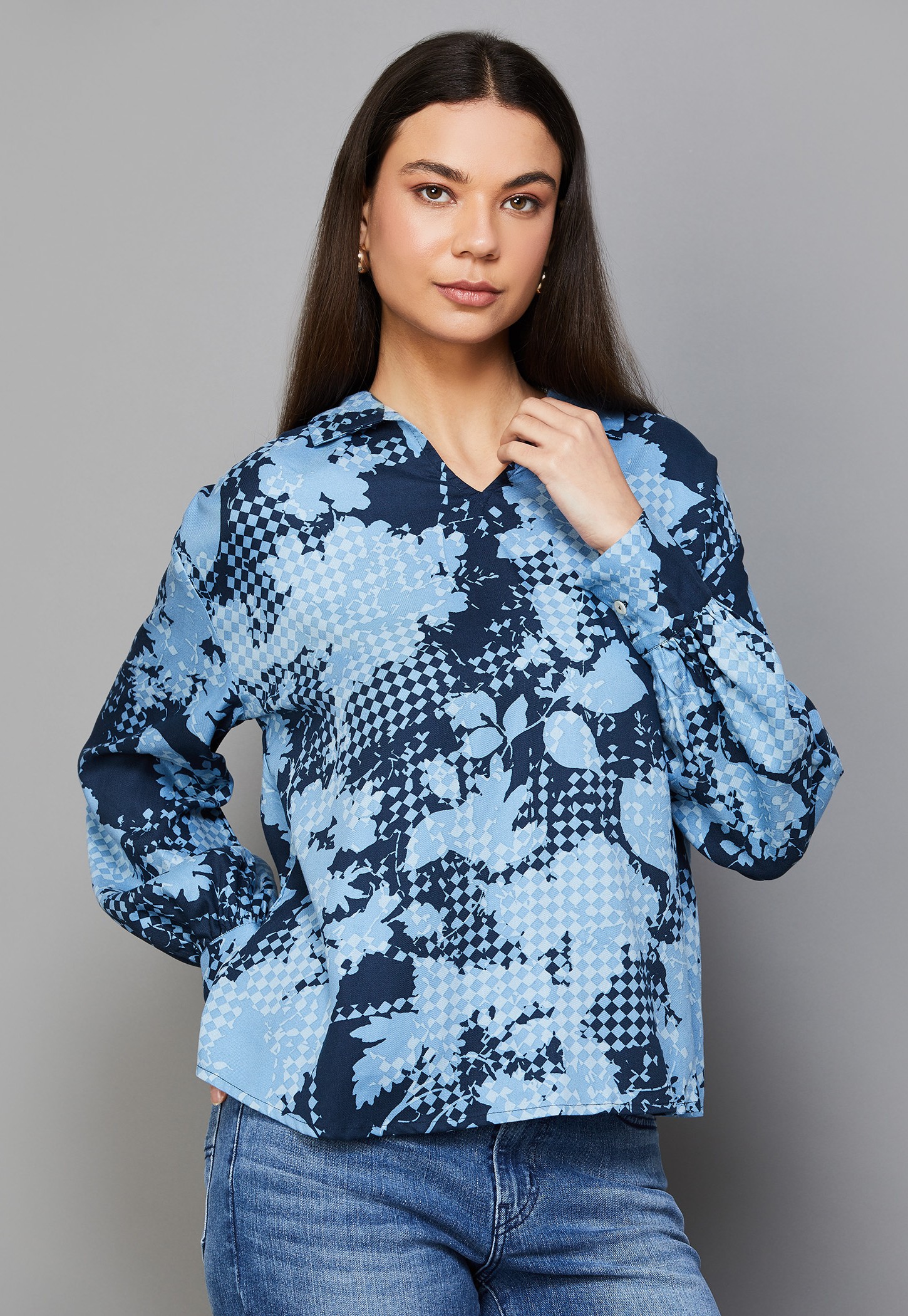 AND Floral Print V-Neck Top-image-47