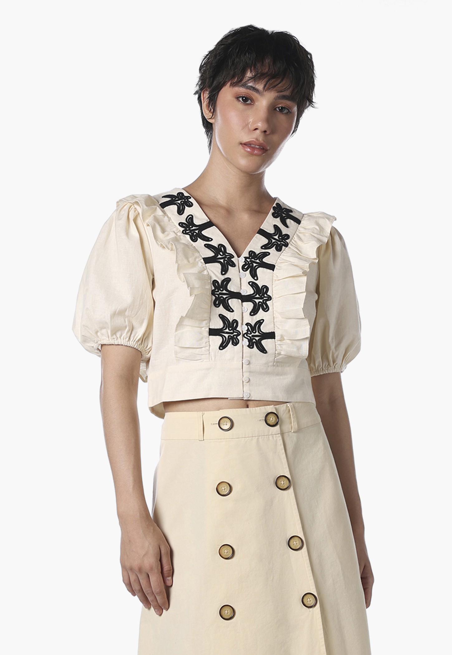 ONLY Embroidered V-Neck Top-picture-41