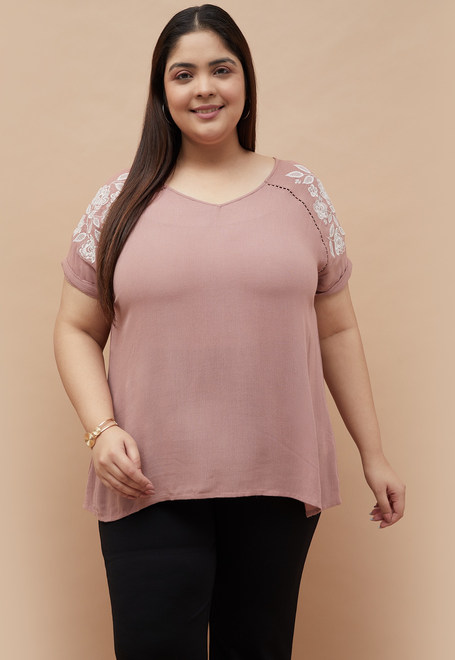 NEXUS Floral Embroidered Top-picture-29