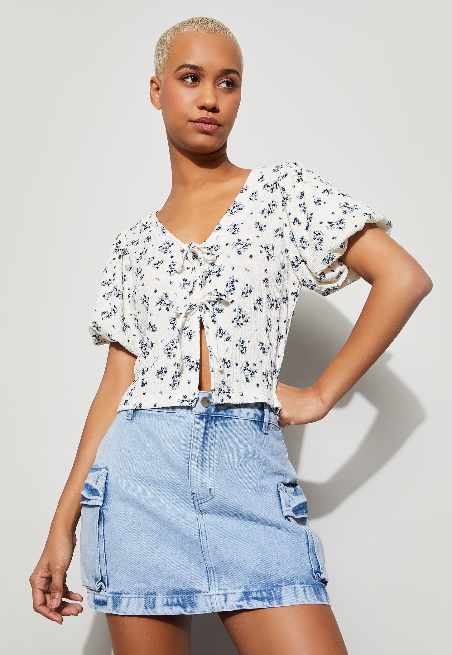 GINGER Floral Print Puffed Sleeve Top-picture-27