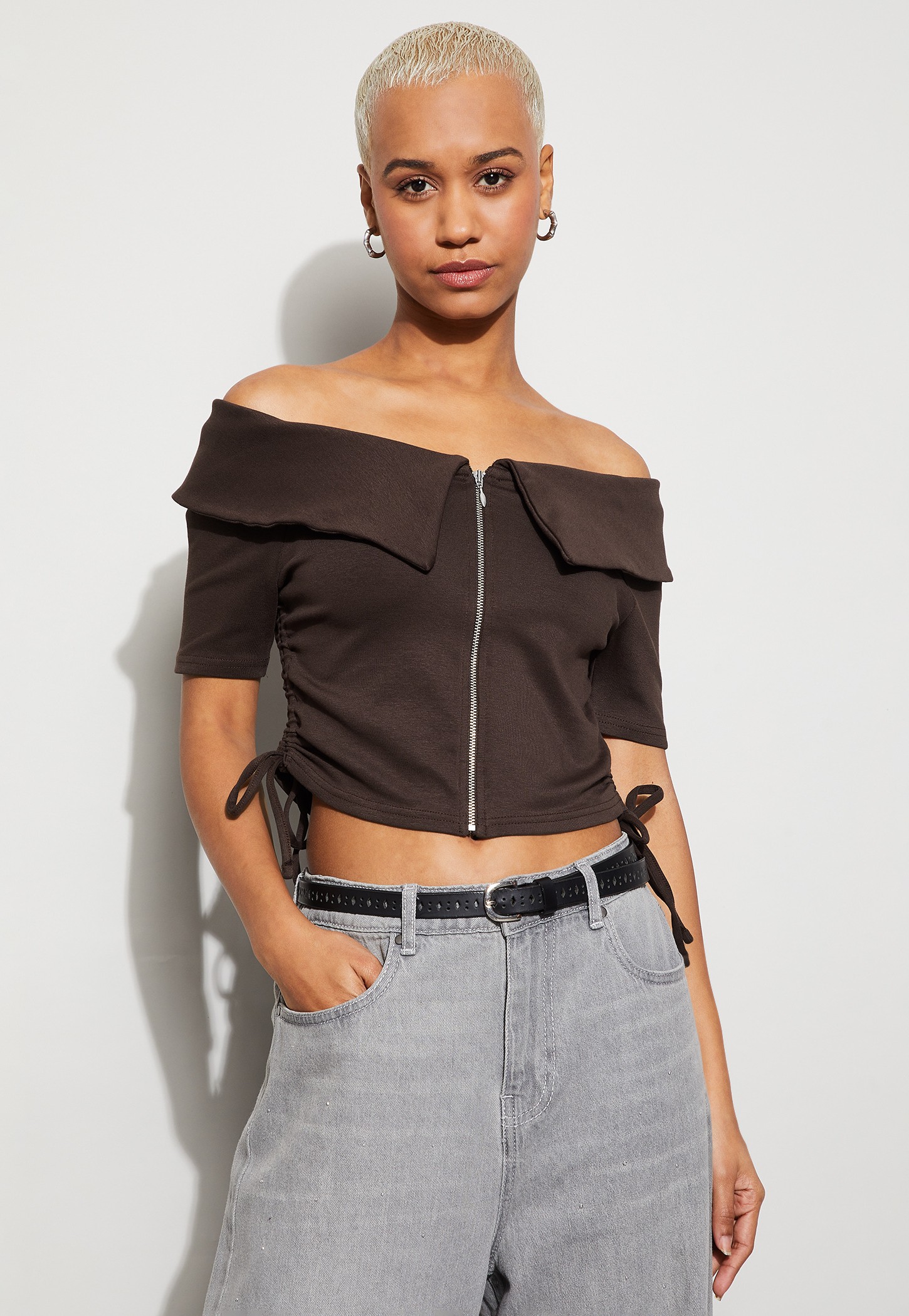 GINGER Solid Off-Shoulder Crop Top-picture-42