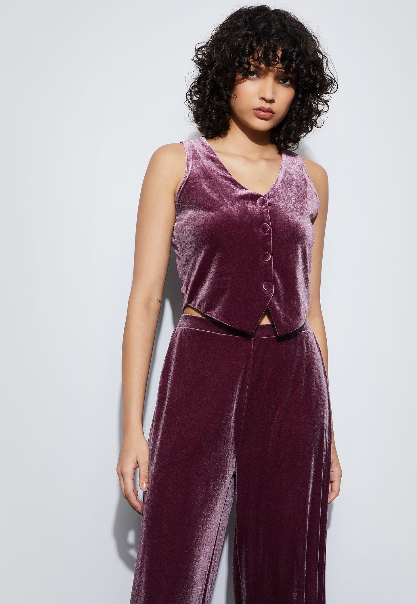 GINGER Solid Sleeveless Crop Top-picture-40