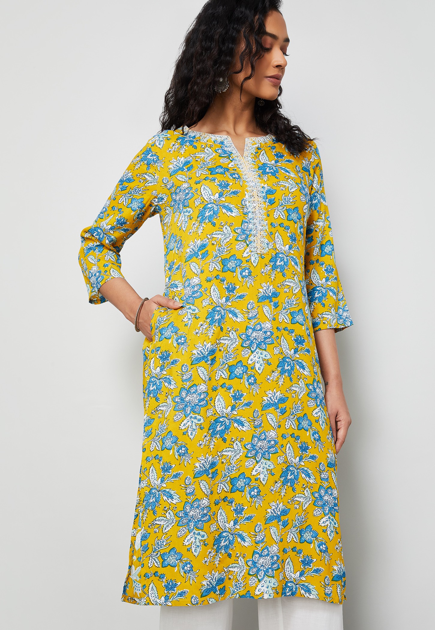 MELANGE Floral Print Straight Kurta-picture-37