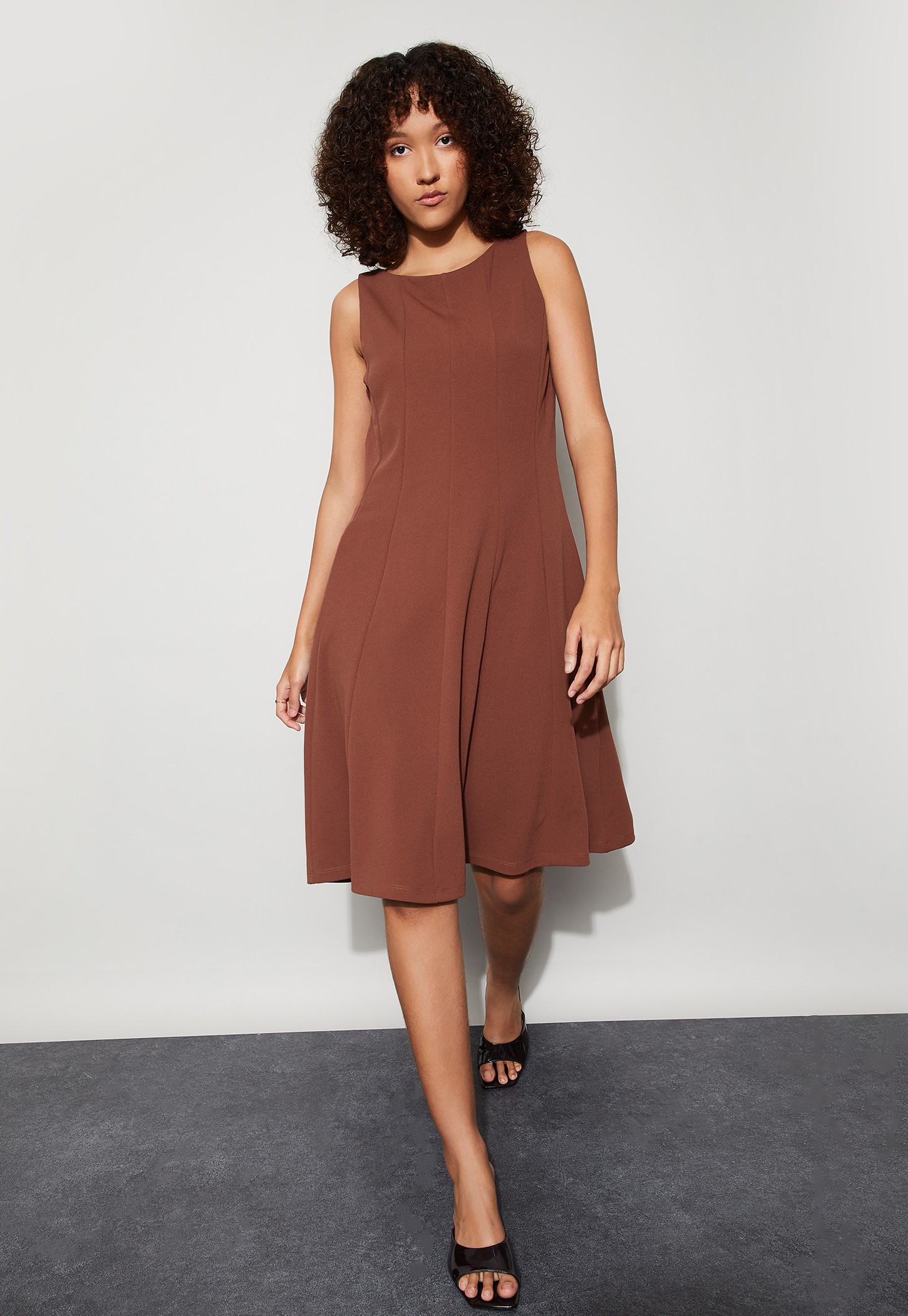 CODE Solid A-line Dress-picture-25