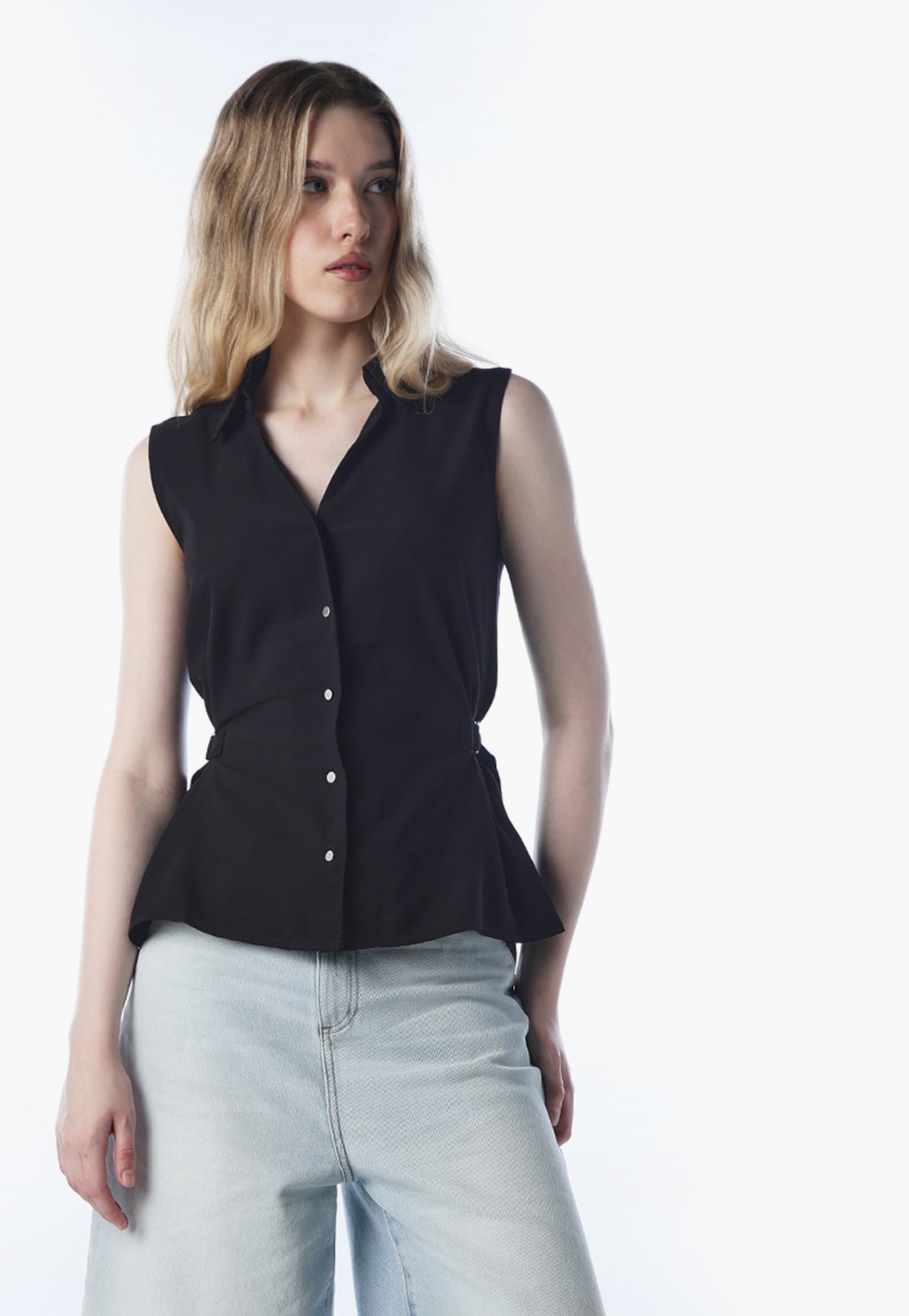 ONLY Solid Sleeveless Belted Top-picture-40