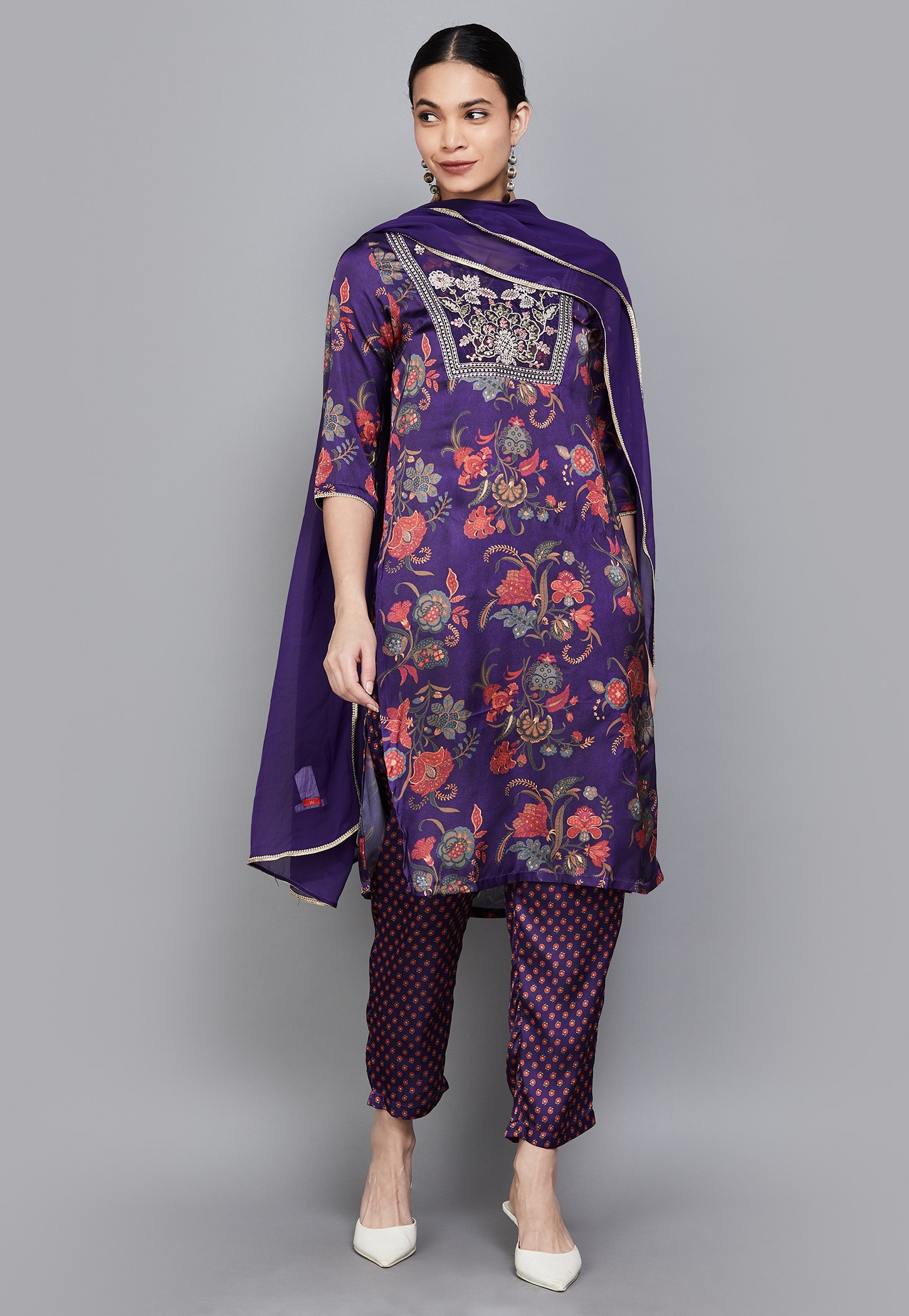 W Floral Print Straight Kurta Set-picture-52
