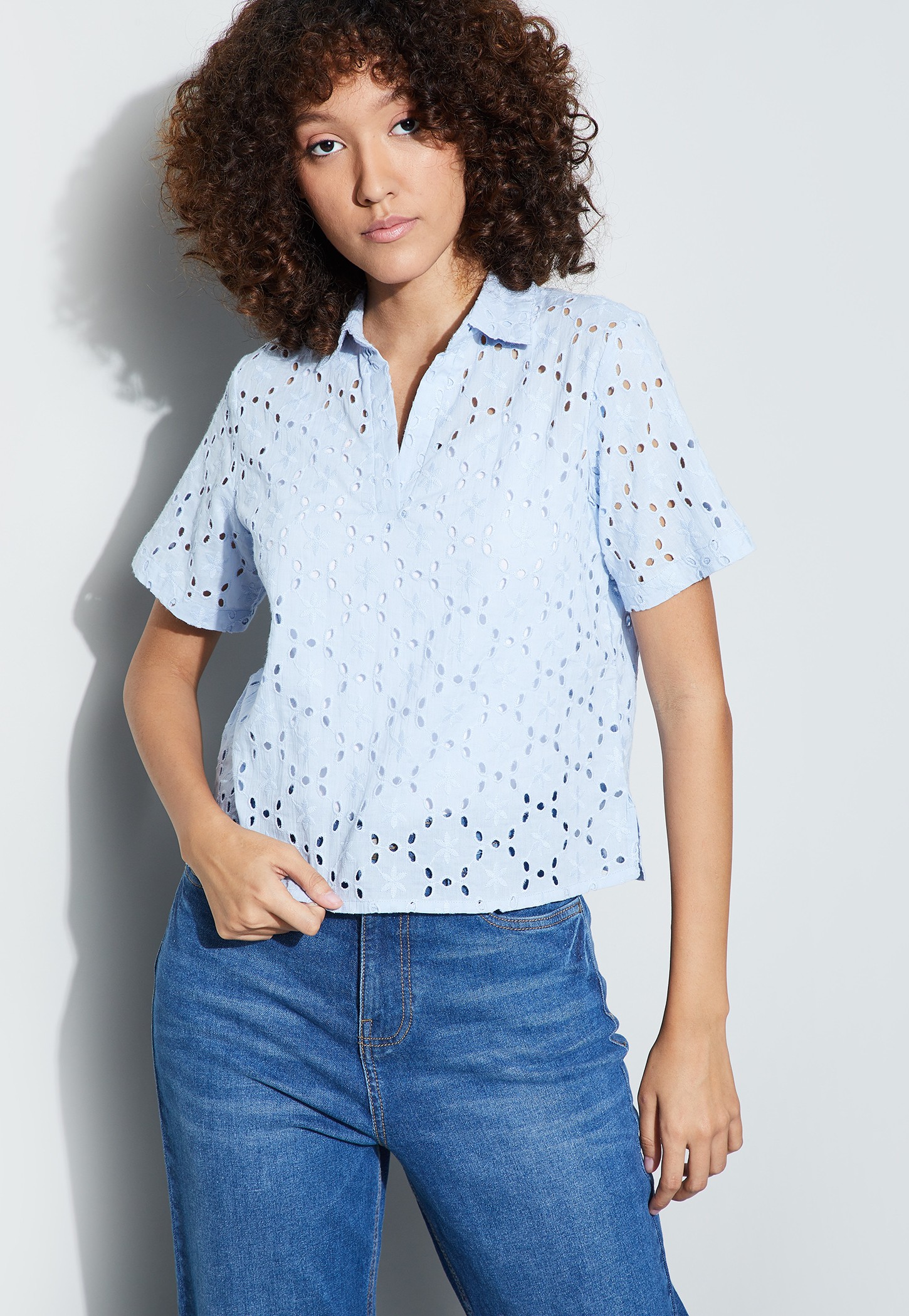 FAME FOREVER Schiffli Collared Top-picture-24