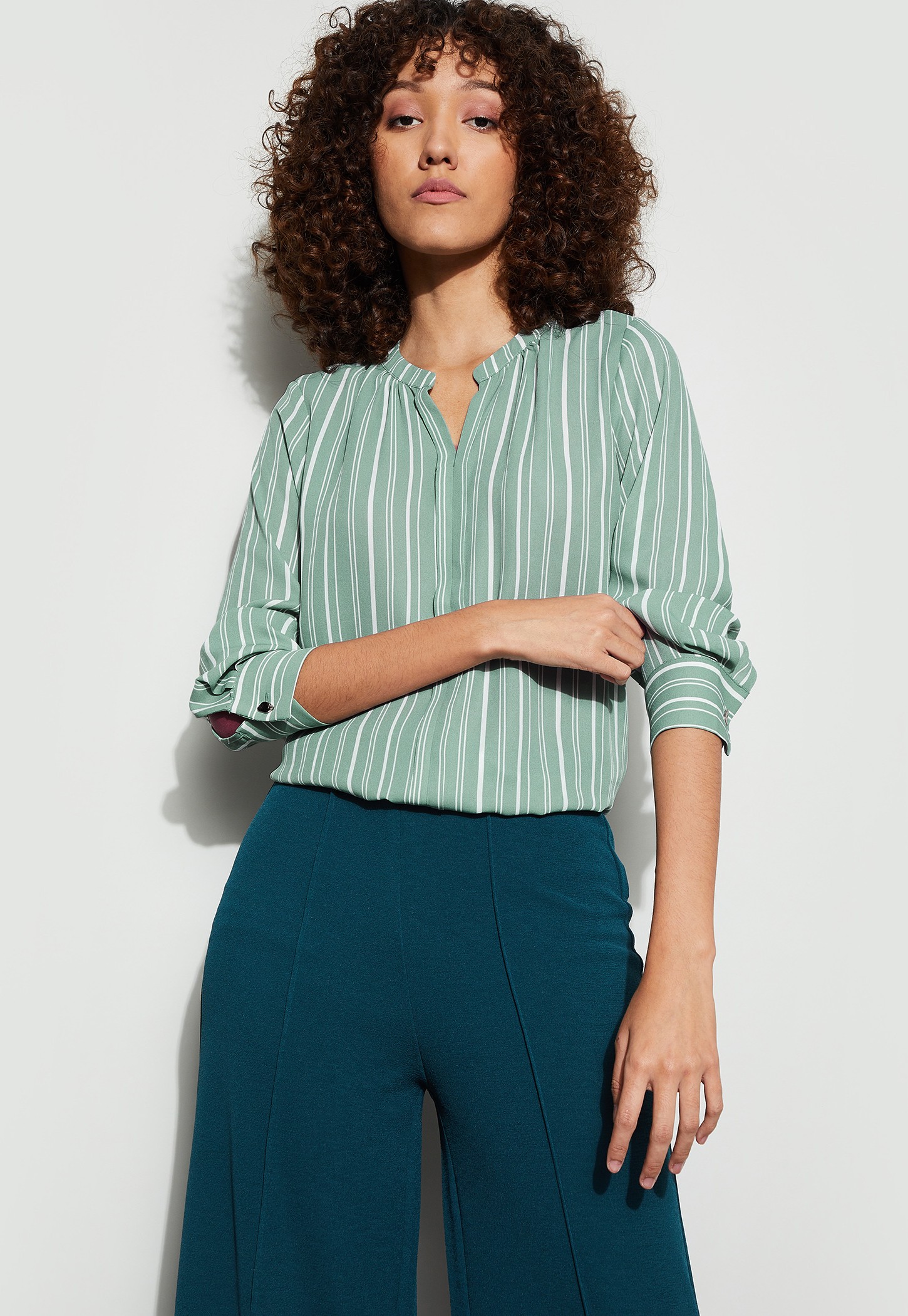 CODE CLASSIC Striped Band Collar Top-picture-35