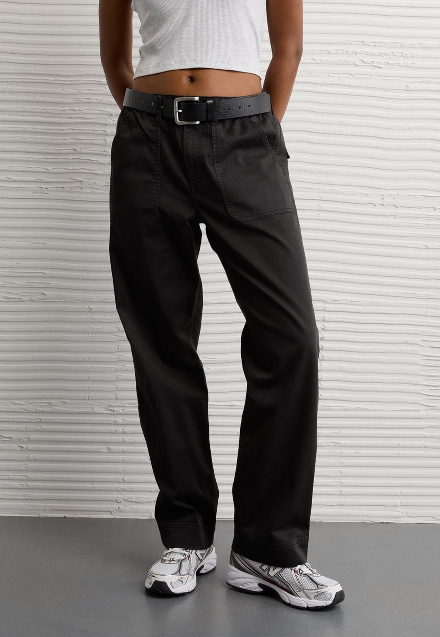 AMERICAN EAGLE Solid Trousers-picture-13