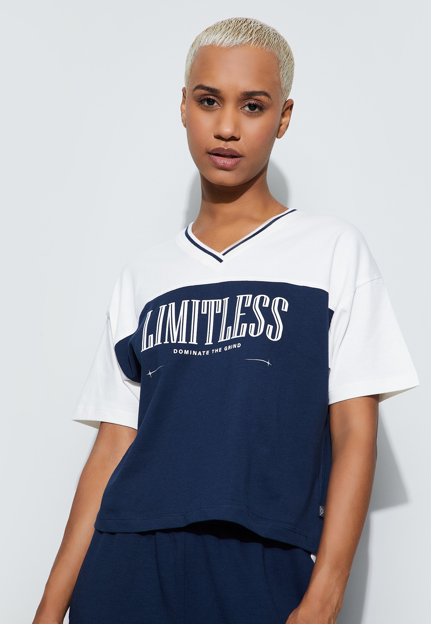 KAPPA Colourblocked T-shirt-image-49