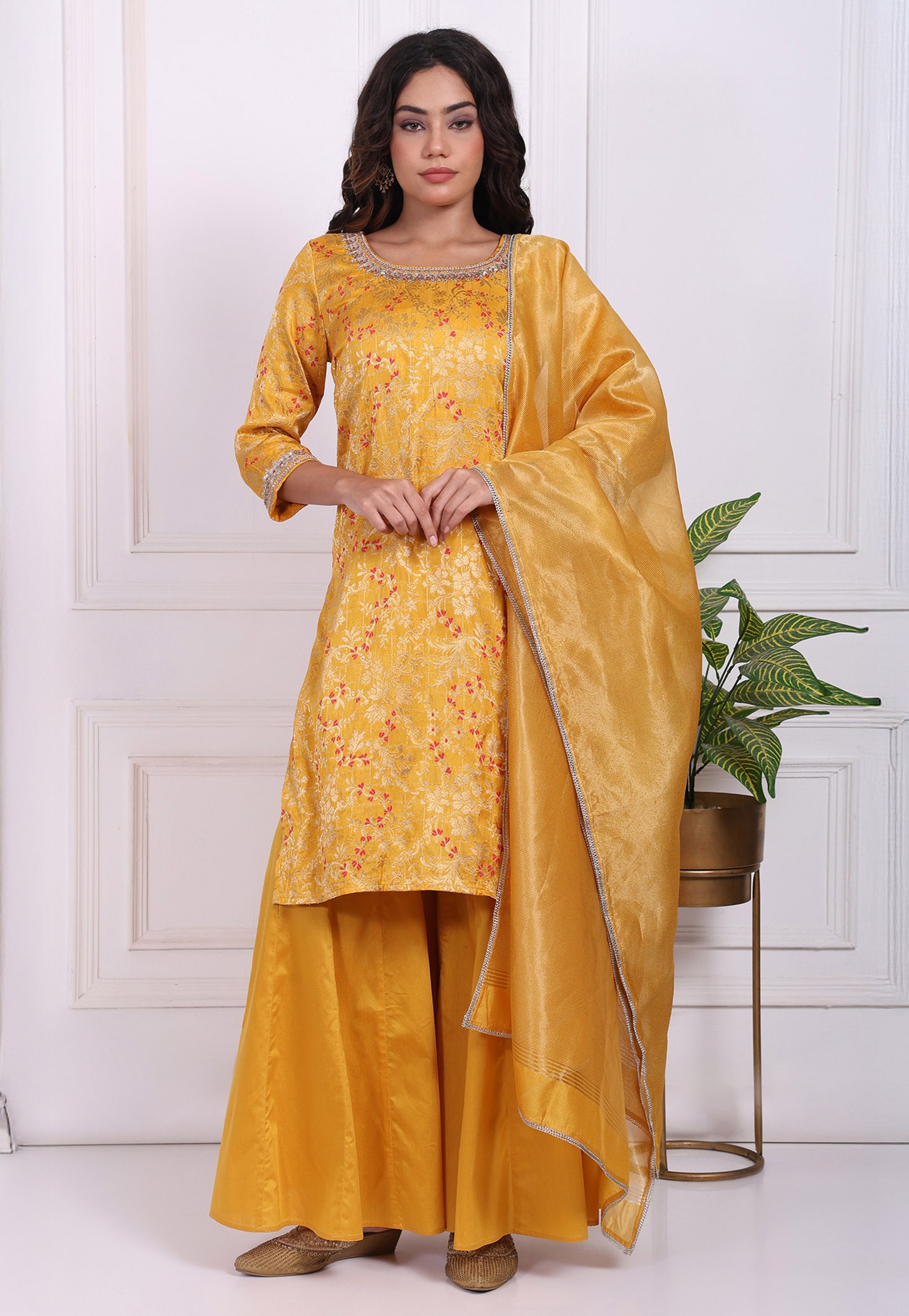 W Jacquard Straight Kurta Set-picture-18