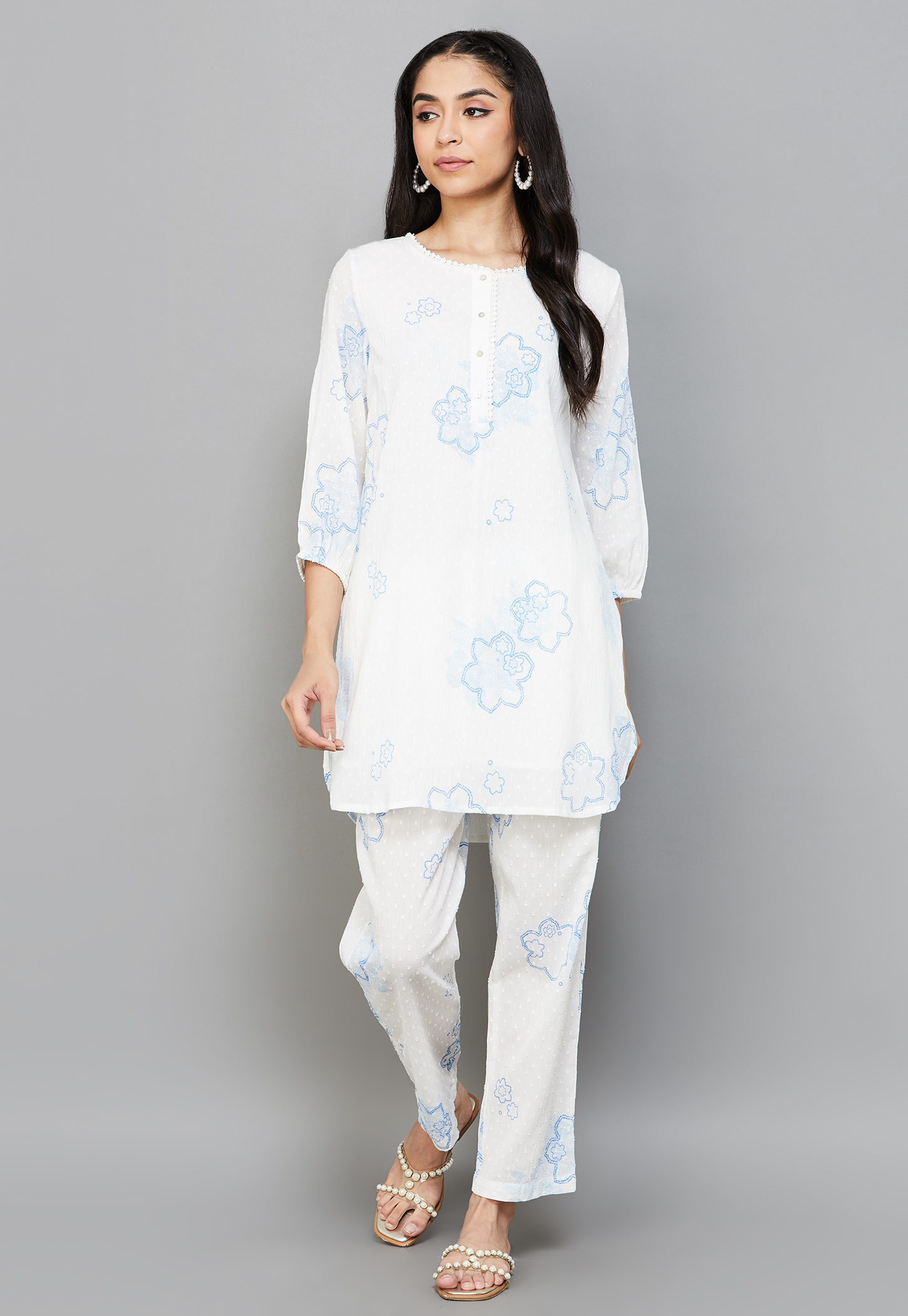 W Floral Embroidered Kurti Set-picture-49