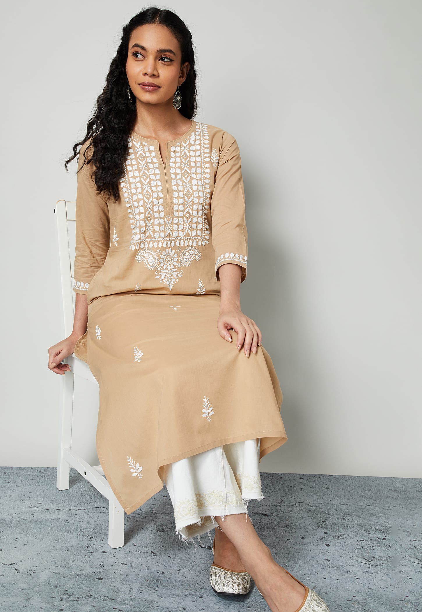 MELANGE Embroidered Straight Kurta-picture-20