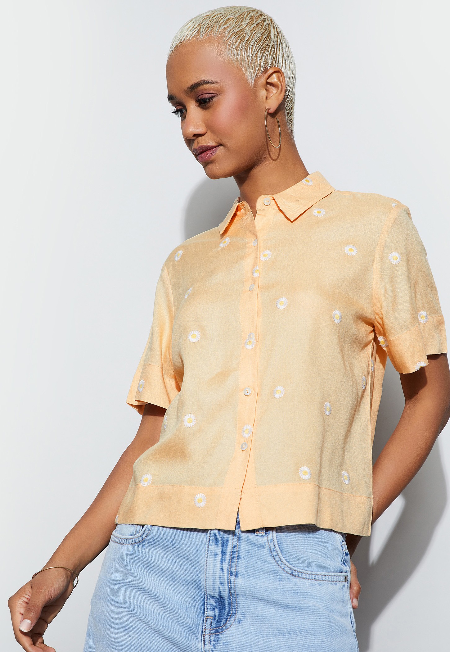 GINGER Floral Embroidered Shirt-picture-32