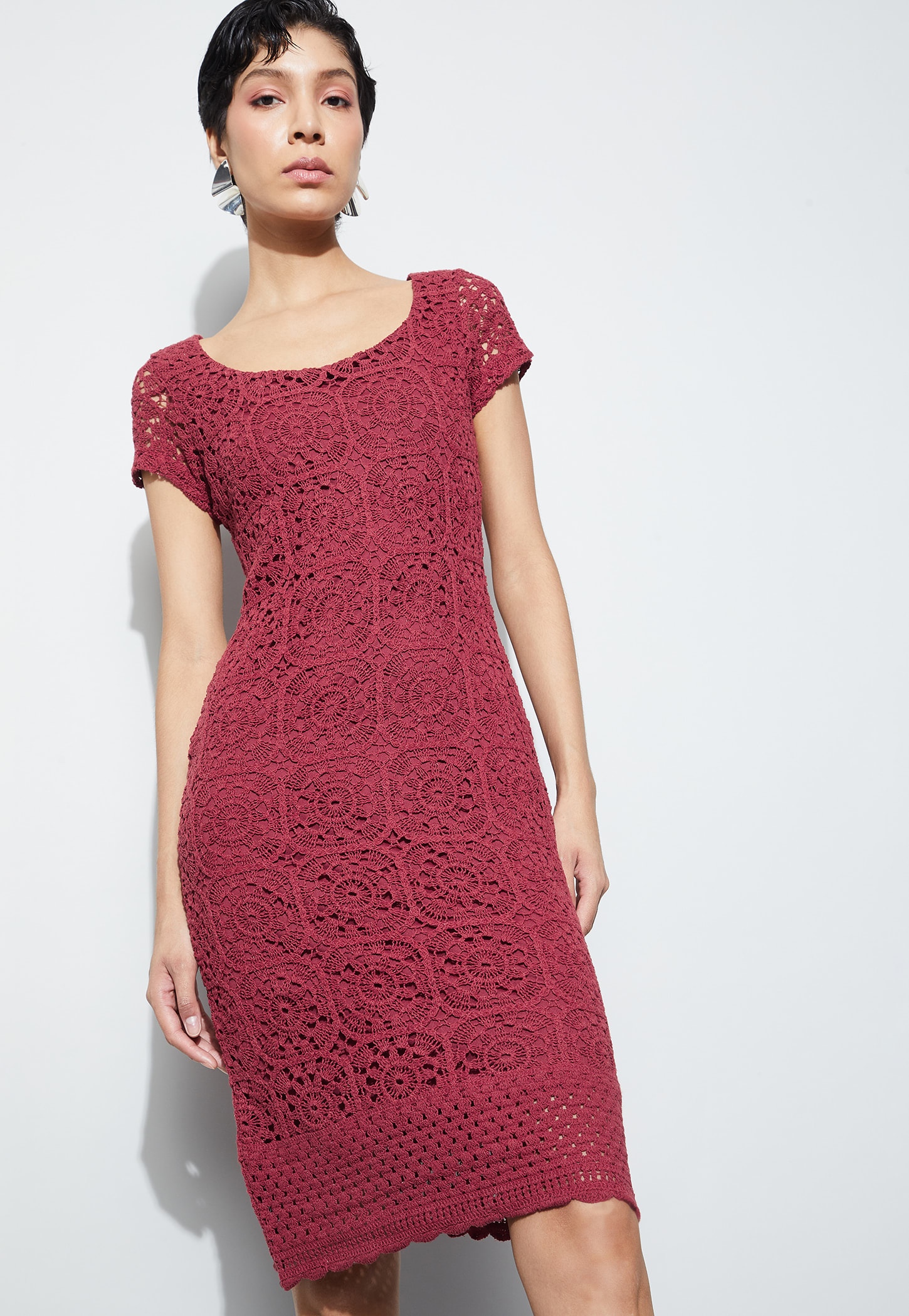 CODE Lace Bodycon Dress-picture-47