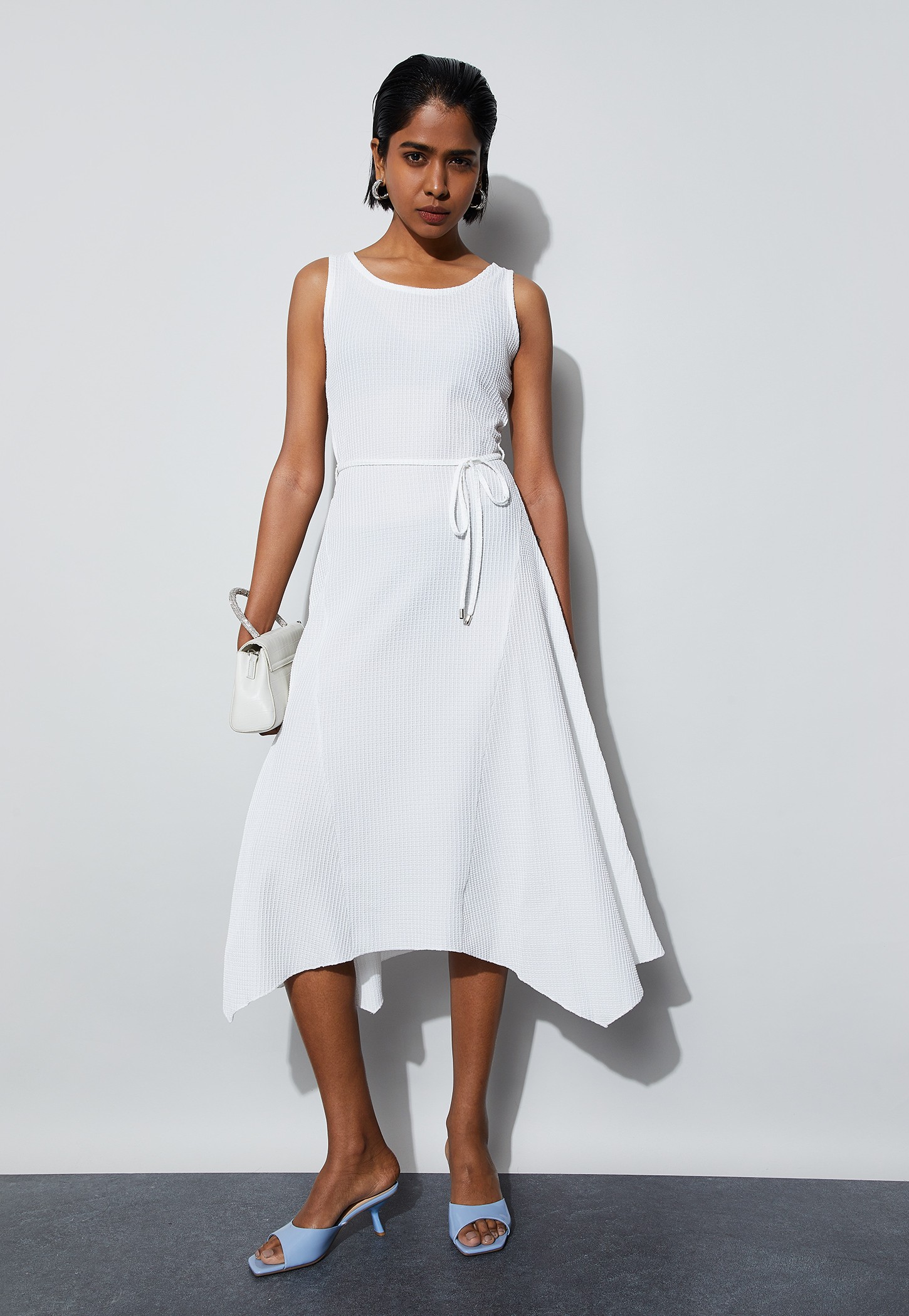 CODE Solid A-line Sleeveless Asymmetrical Dress-picture-30
