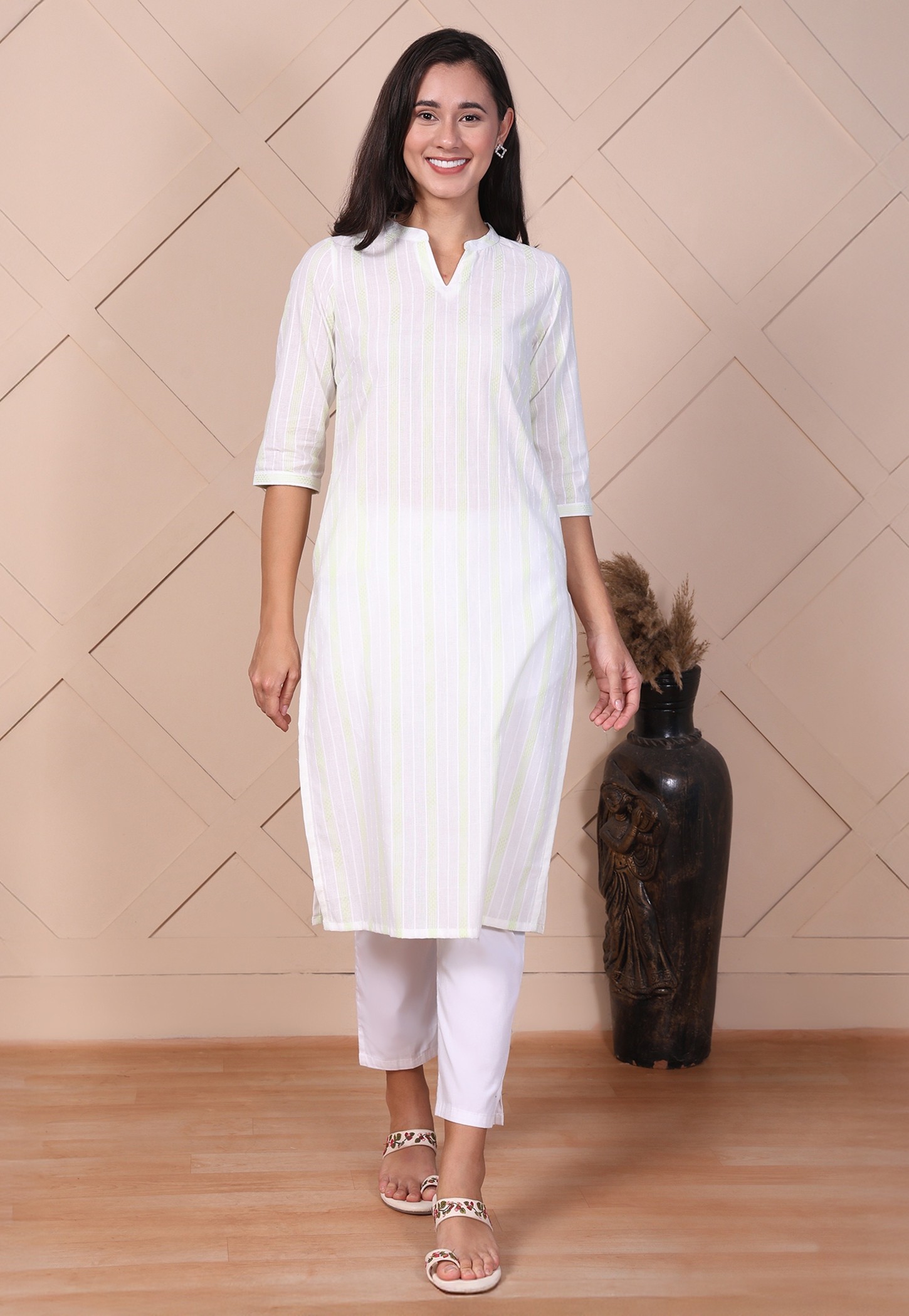 AURELIA Striped Straight Kurta-picture-21