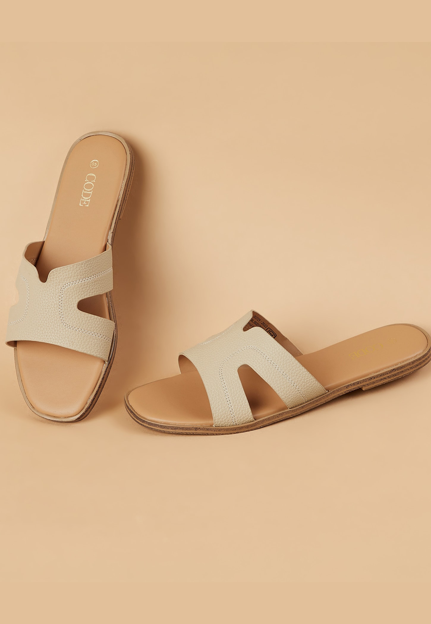 CODE Side Cut-Out Flats-picture-40