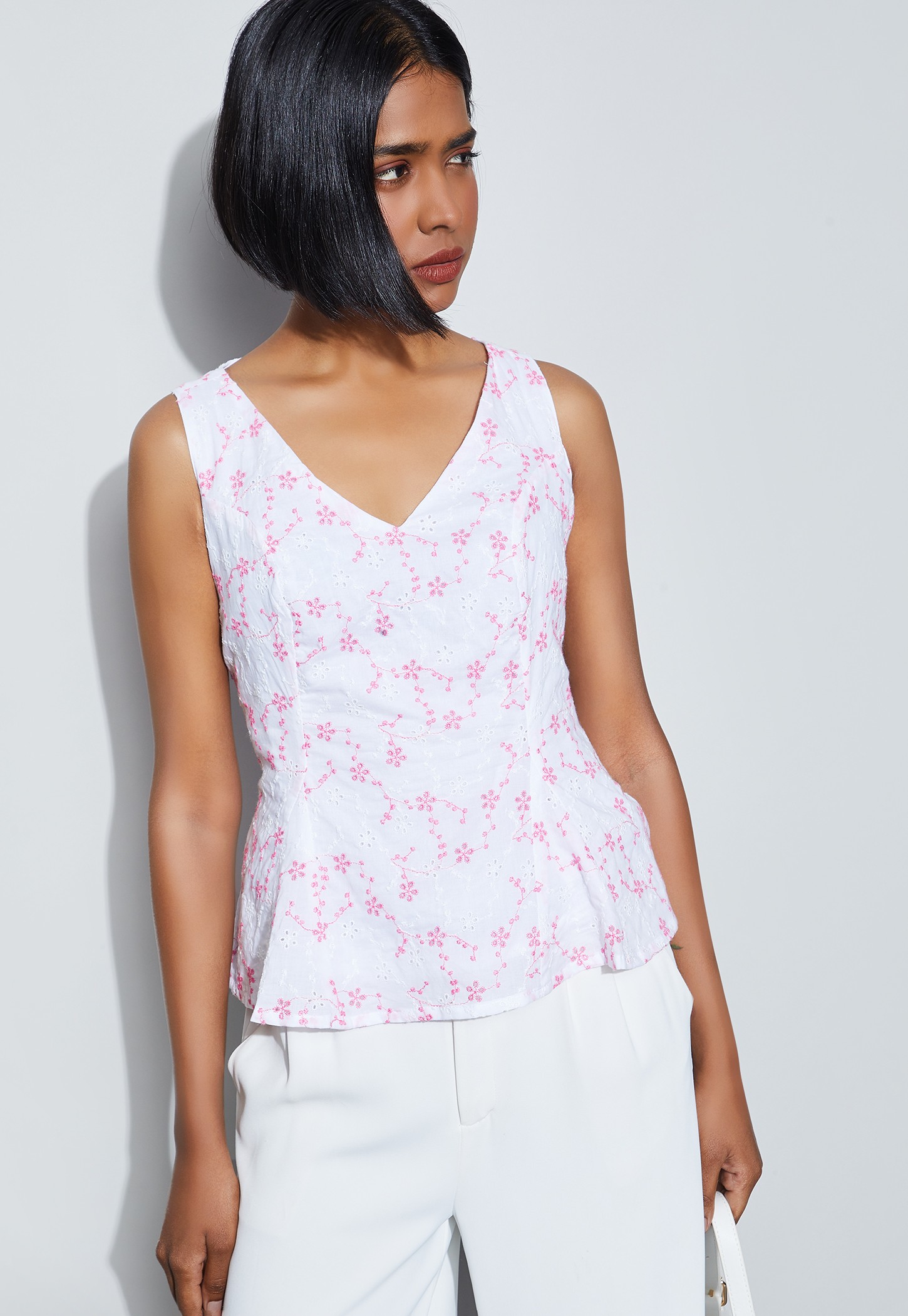 CODE Schiffli Top-picture-50