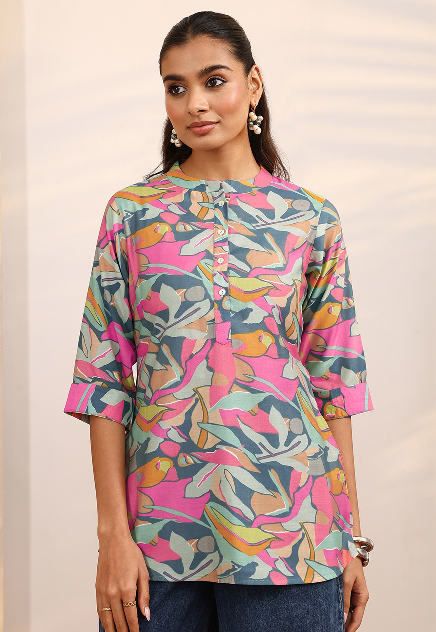 LIBAS Floral Print Straight Kurti-picture-23