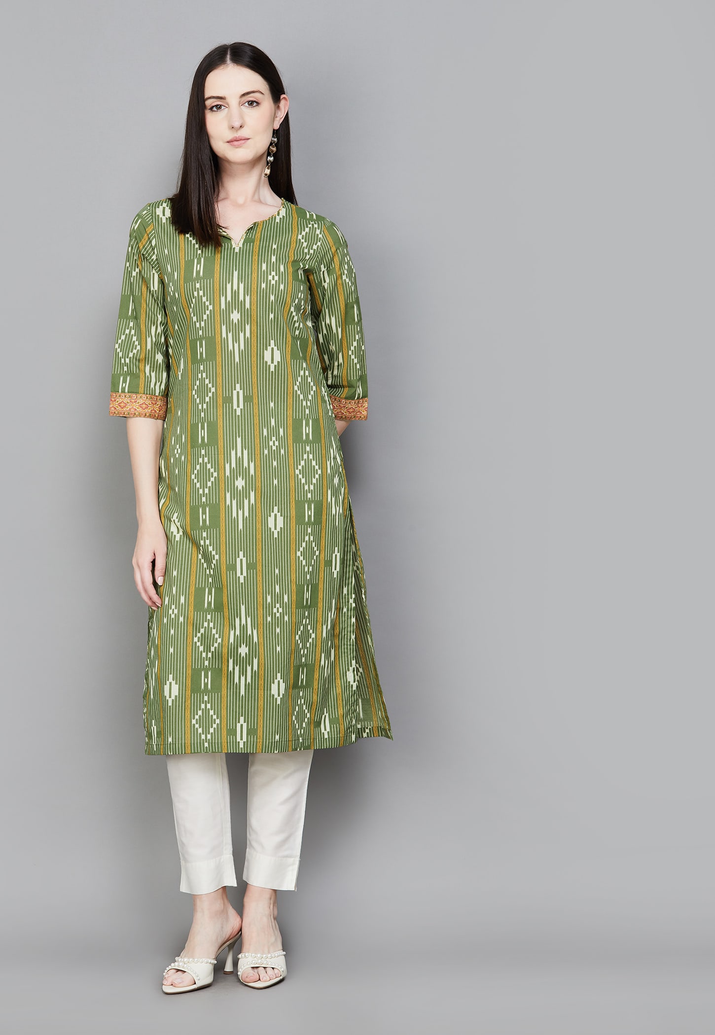 BIBA Ethnic Motif Notched Neck 3/4th Sleeves Straight Kurta-picture-40