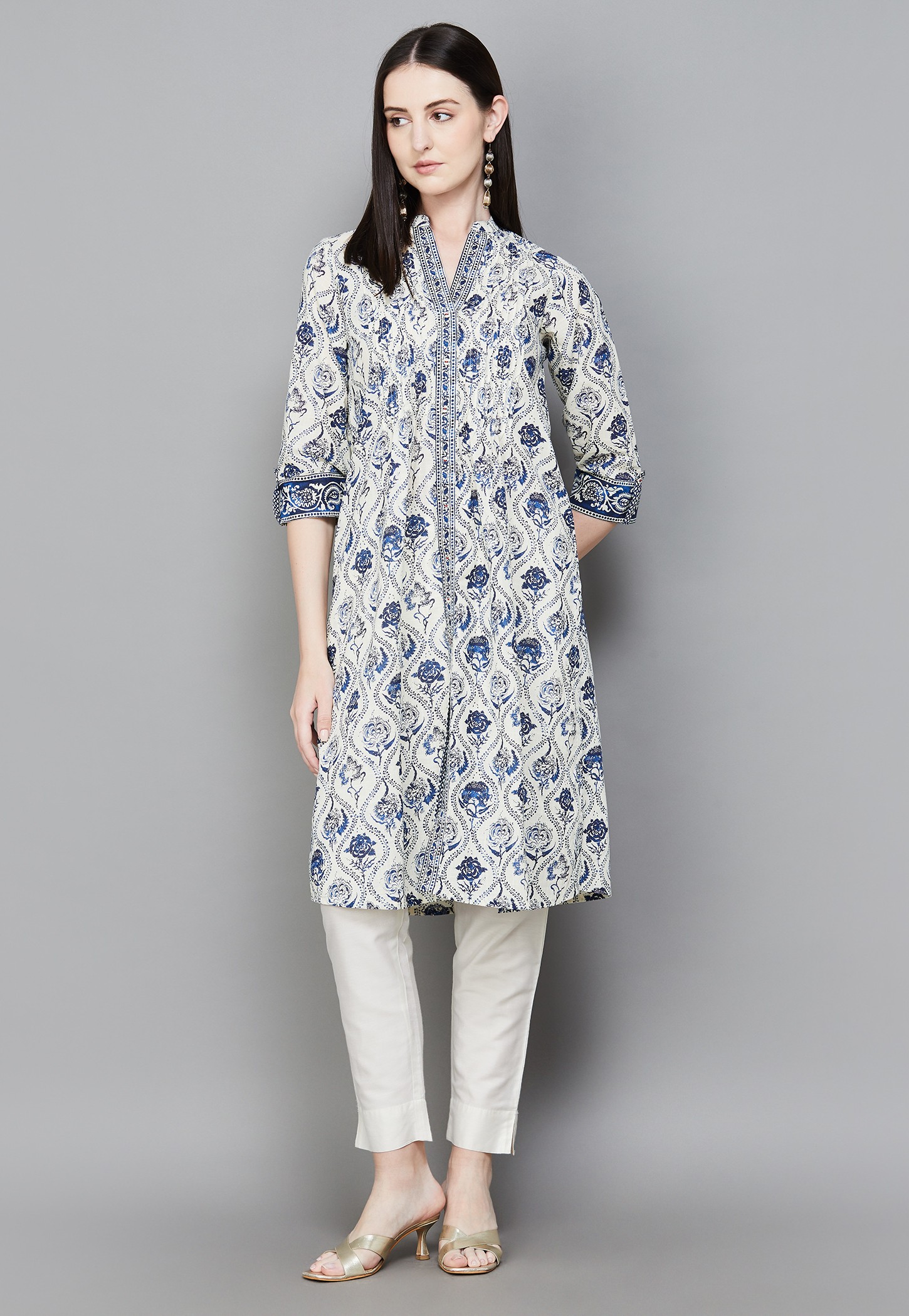 BIBA Ethnic Motif Buttoned Straight Kurta-picture-49