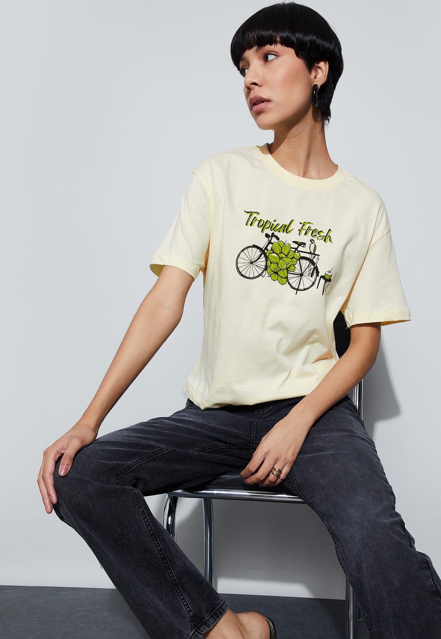 FAME FOREVER Graphic Print T-shirt-picture-24