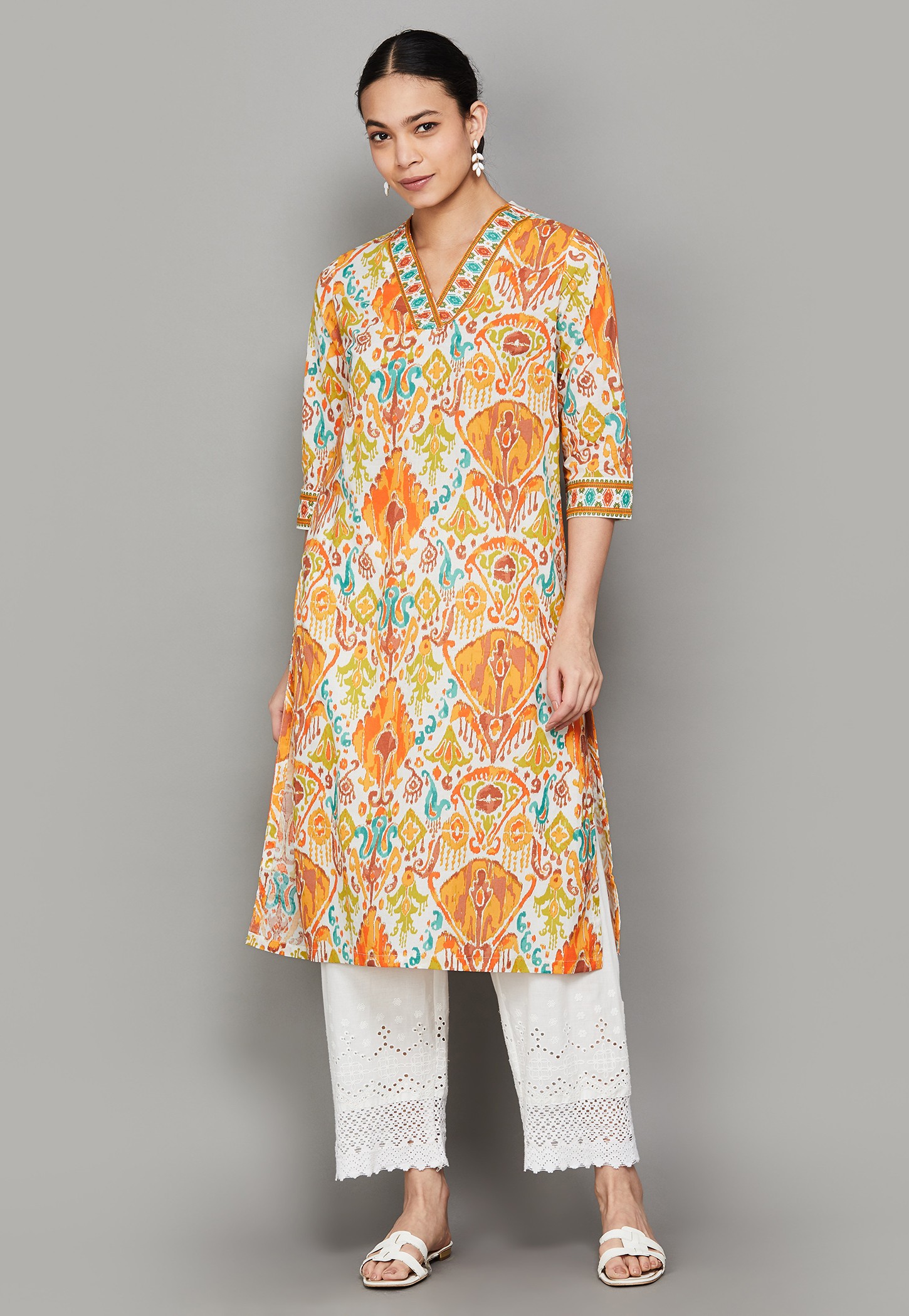 BIBA Ikat Printed V-Neck 3/4th Sleeves Straight Kurta-image-8