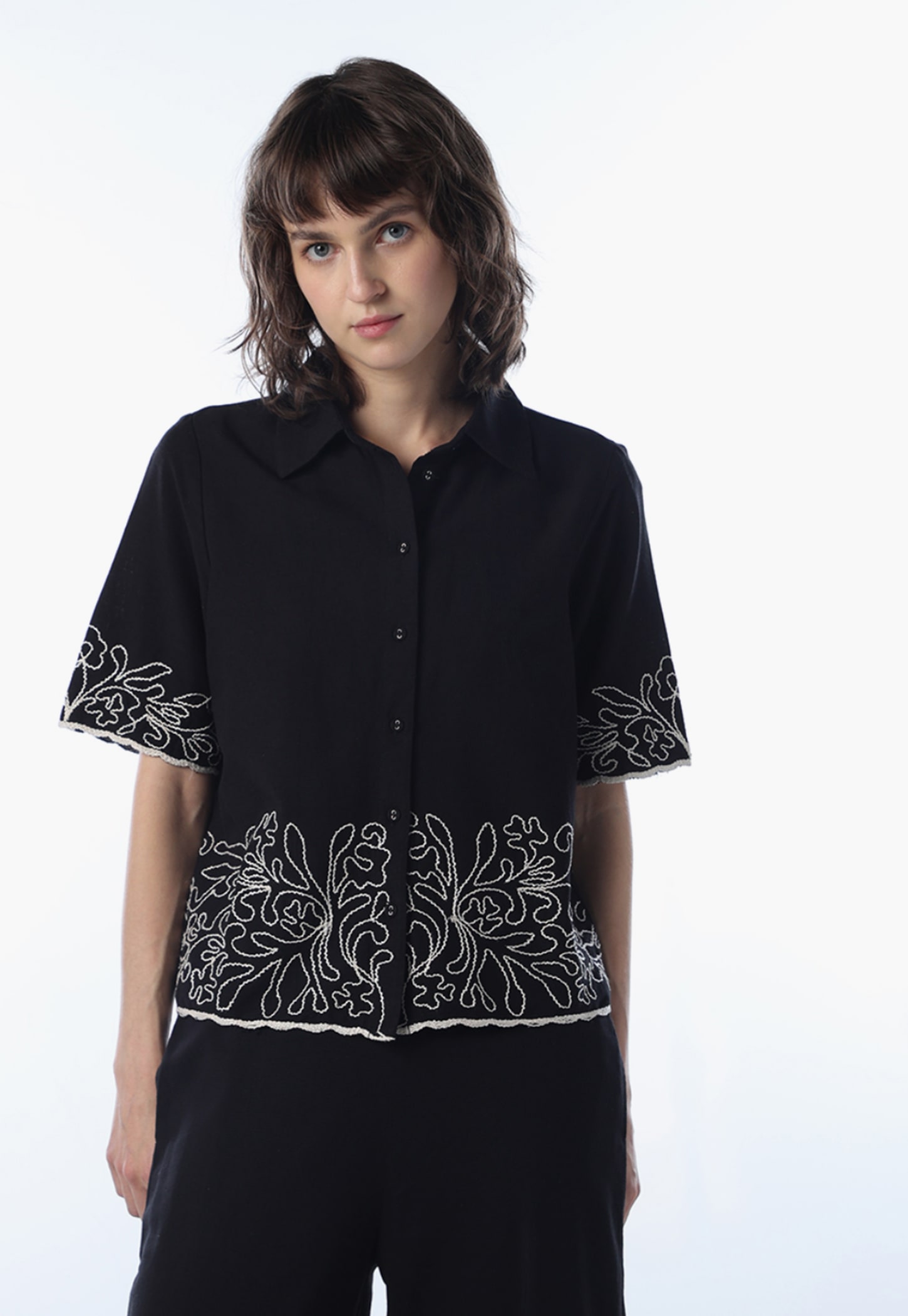 ONLY Embroidered Regular Fit Shirt-picture-27