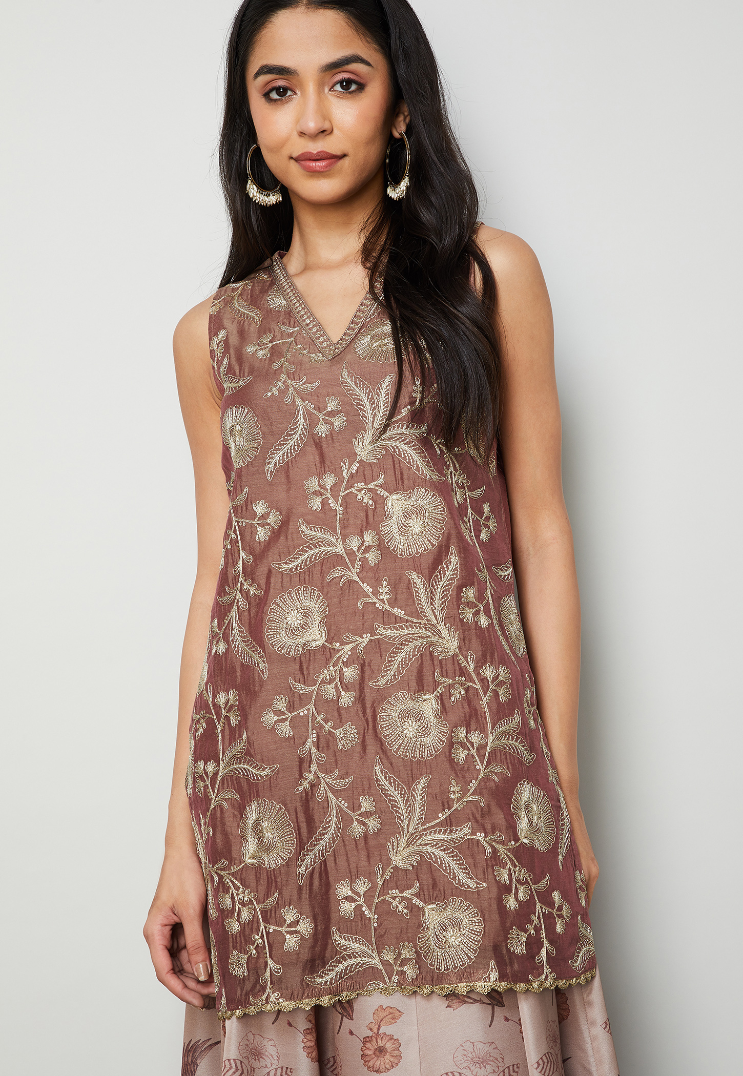 MELANGE Embroidered V-Neck Sleeveless Flared Kurta-picture-51