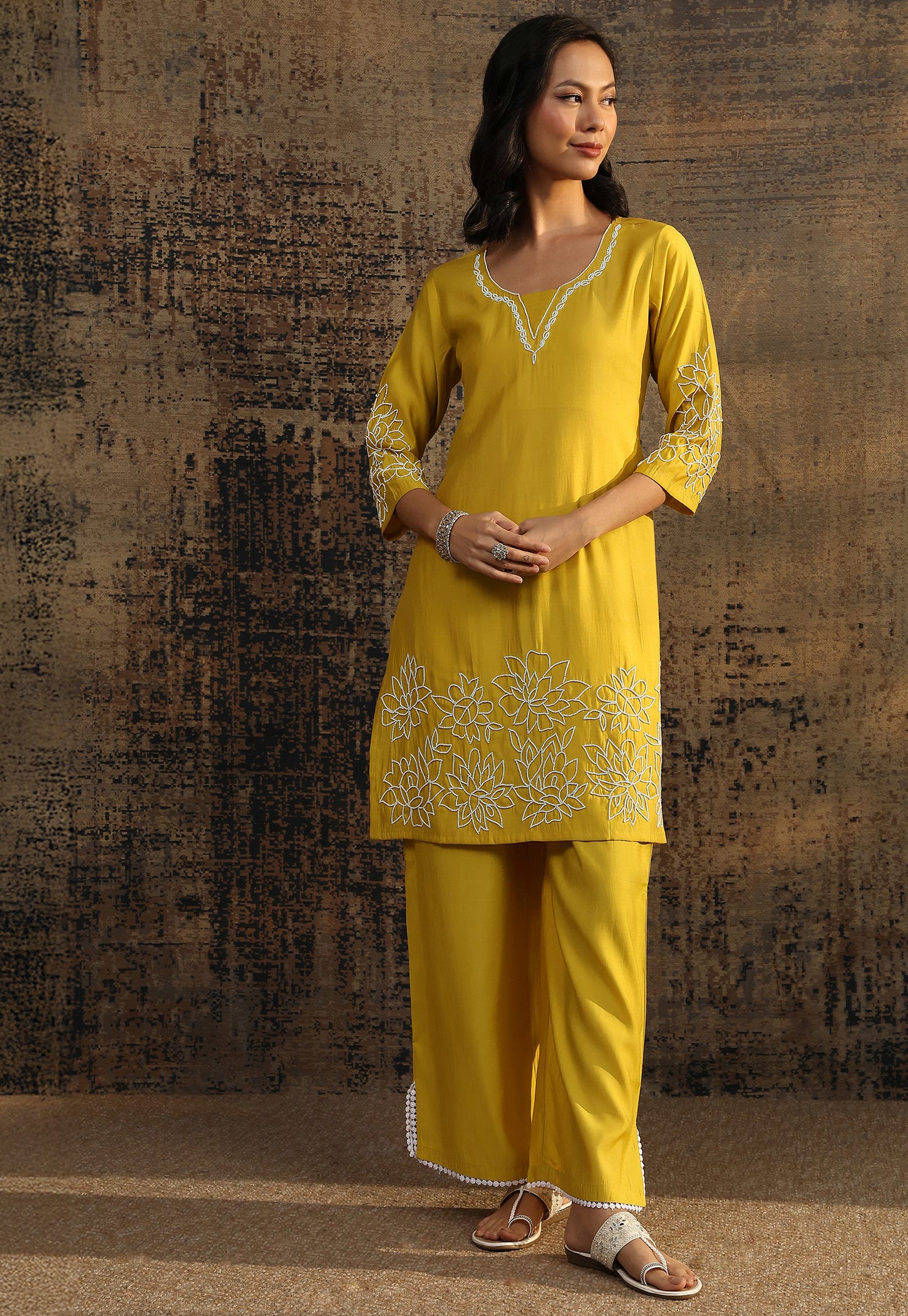 LIBAS Embroidered Kurti Set-image-16
